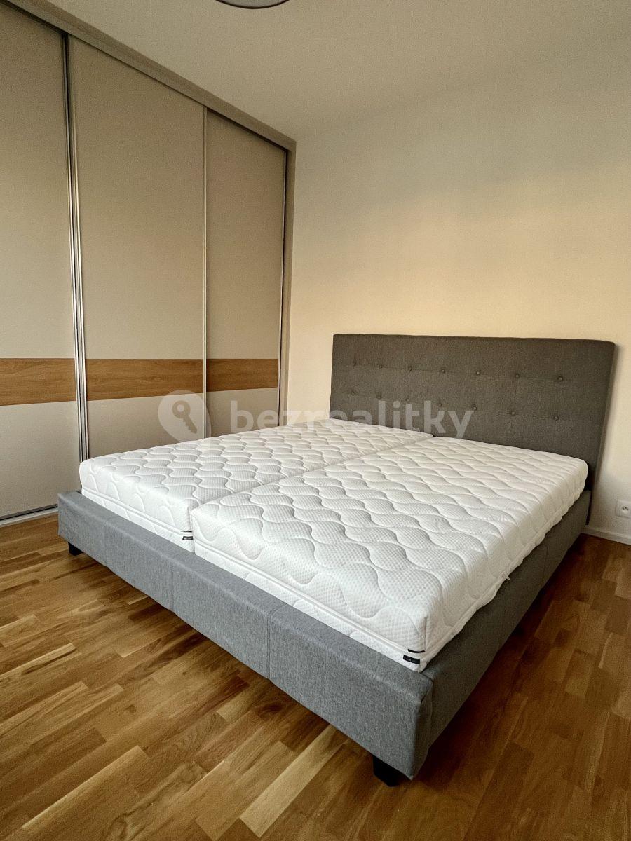 Prenájom bytu 2-izbový 57 m², Františka Kadlece, Praha, Praha