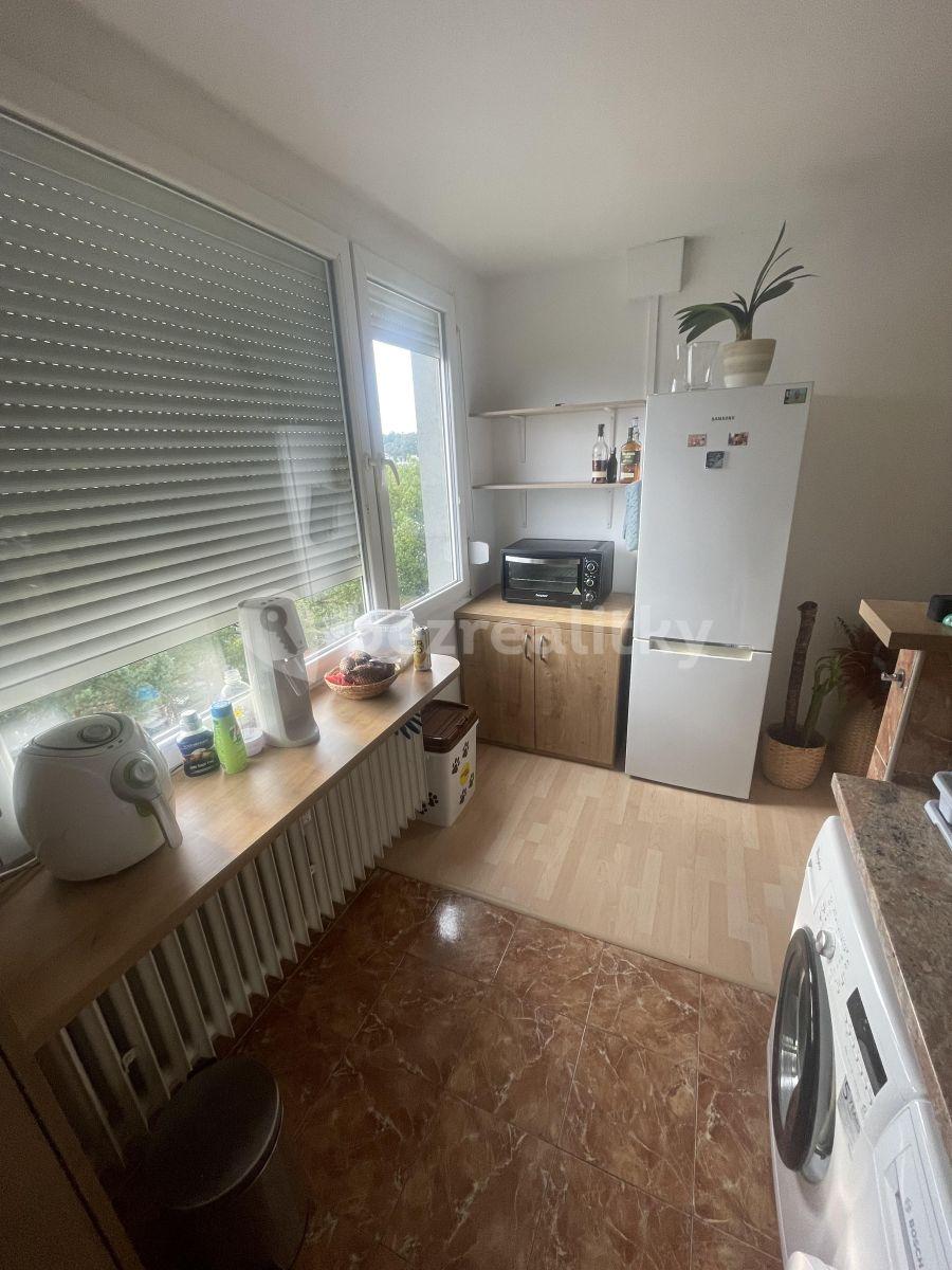 Prenájom bytu 2-izbový 33 m², Černého, Praha, Praha