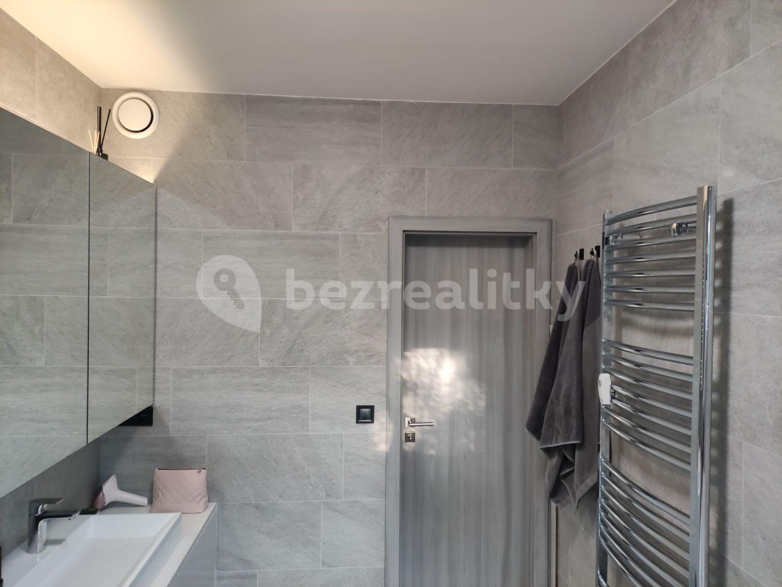 Predaj bytu 3-izbový 89 m², Záběhlická, Praha, Praha