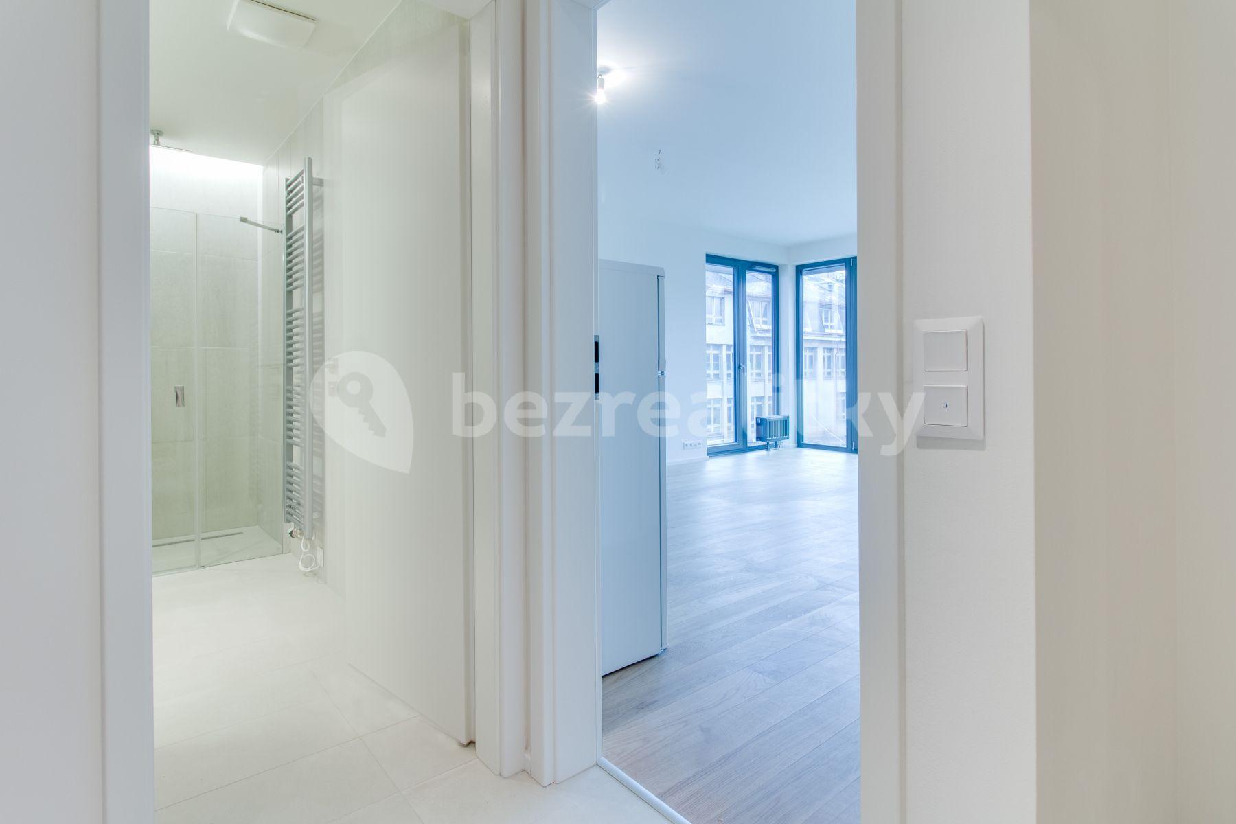 Prenájom bytu 2-izbový 51 m², Altajská, Praha, Praha