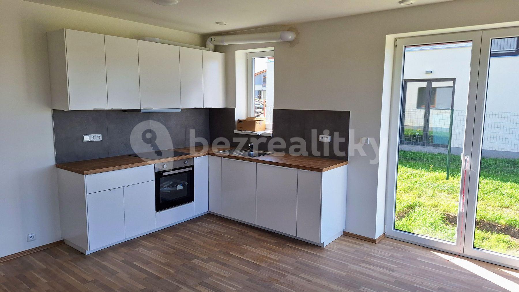 Prenájom domu 79 m², pozemek 293 m², Svinaře, Středočeský kraj