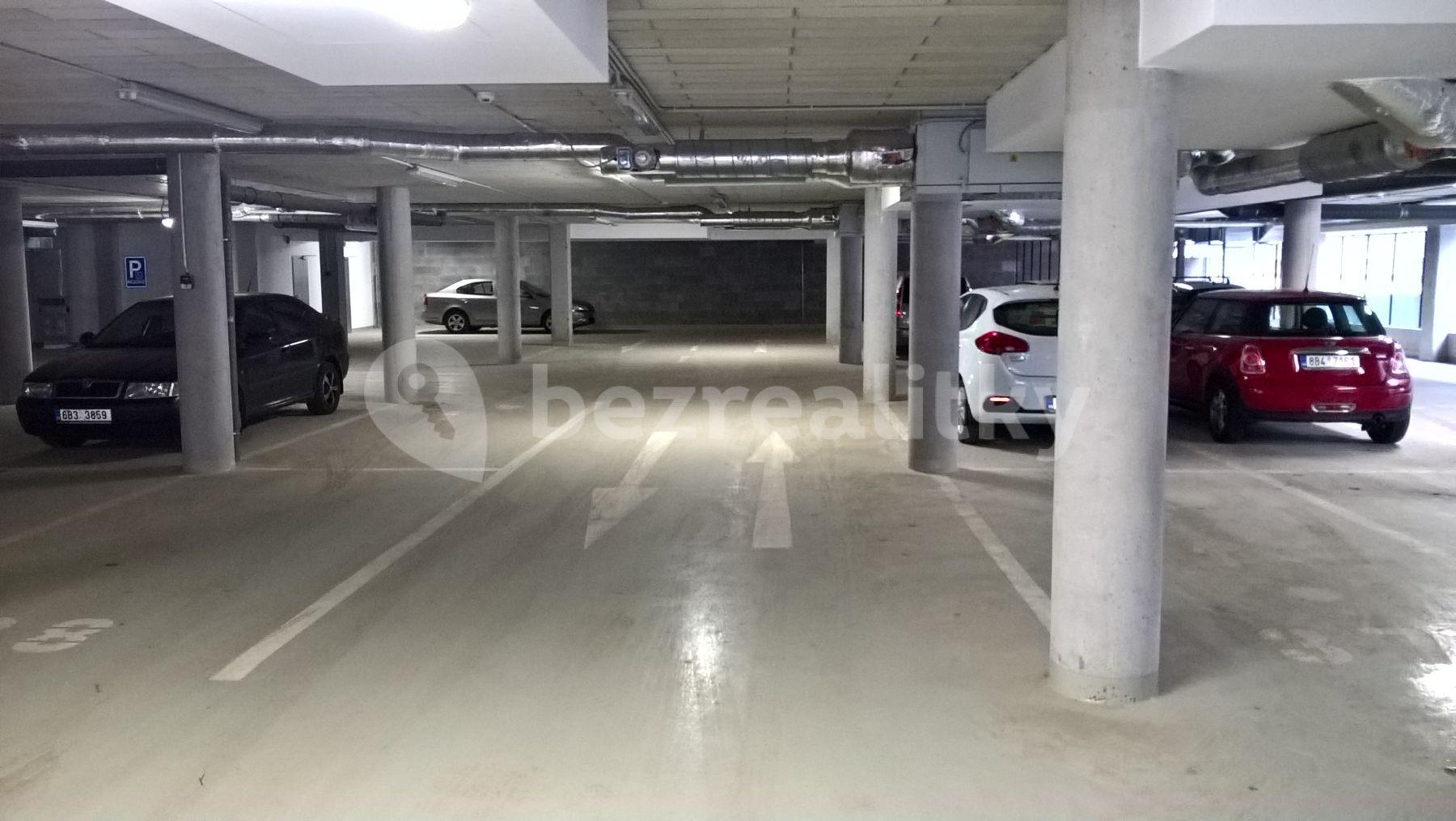 Prenájom bytu 1-izbový 34 m², Přadlácká, Brno, Jihomoravský kraj