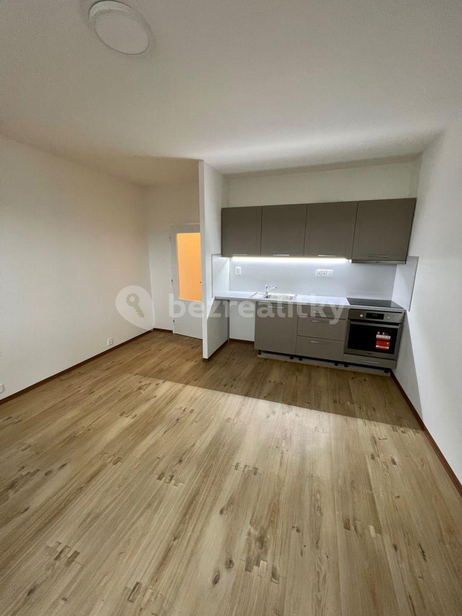 Prenájom bytu 2-izbový 43 m², Dobiášova, Liberec, Liberecký kraj