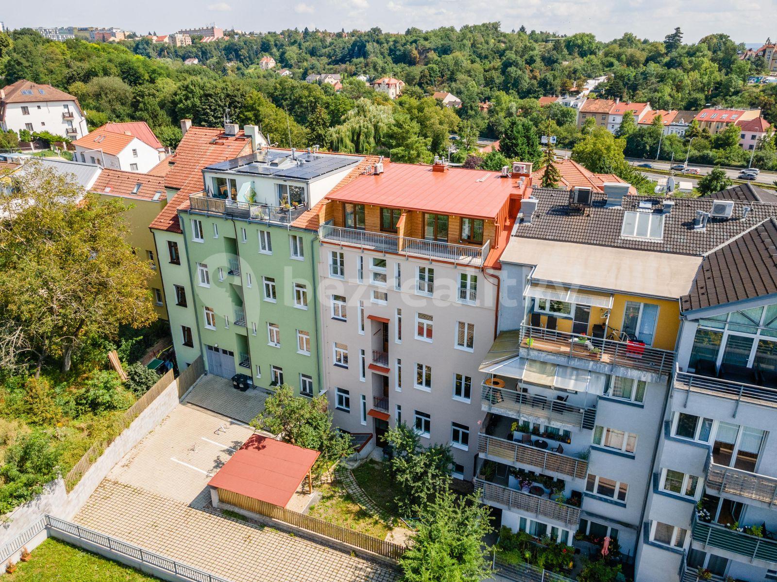 Prenájom bytu 2-izbový 36 m², Davídkova, Praha, Praha