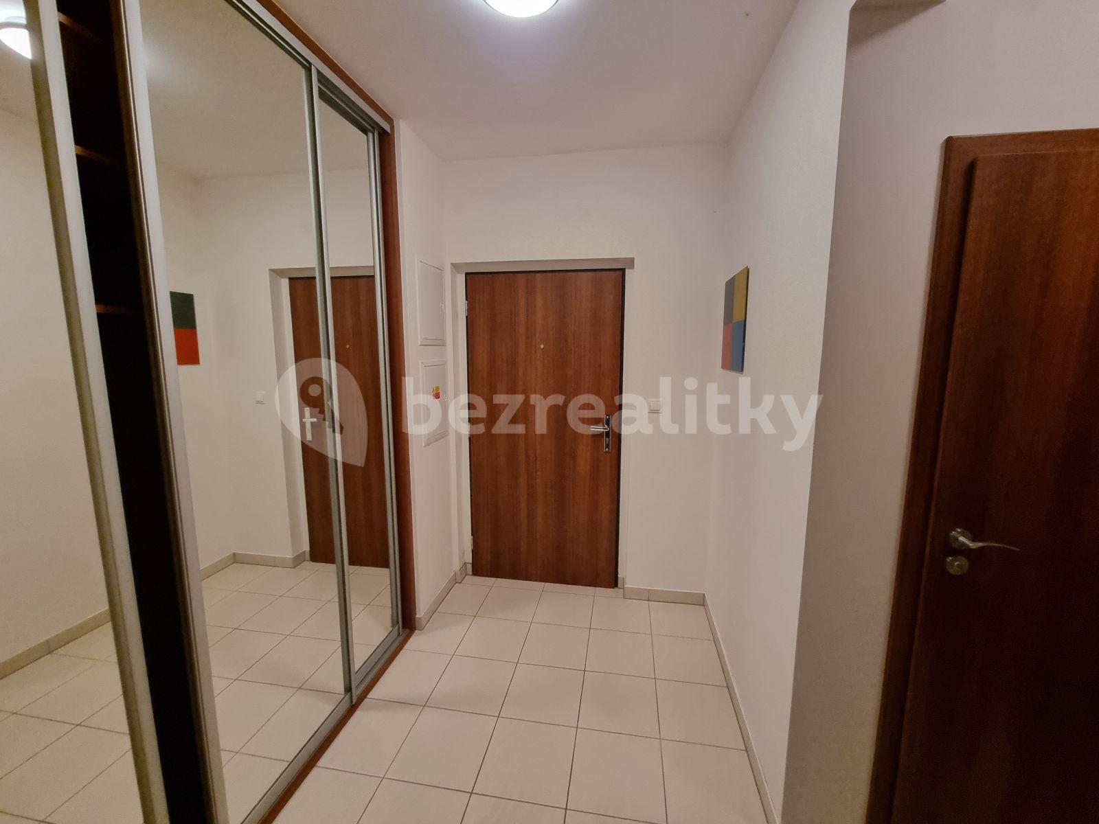 Prenájom bytu 2-izbový 53 m², Jurkovičova, Praha, Praha