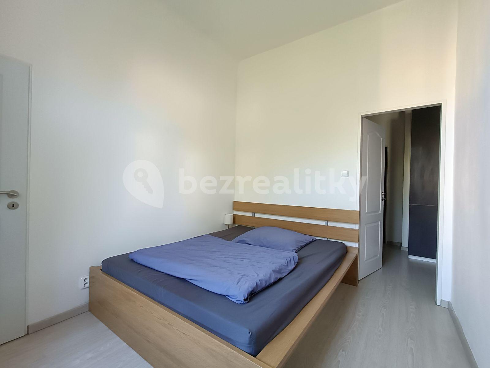 Prenájom bytu 2-izbový 40 m², Ondříčkova, Praha, Praha