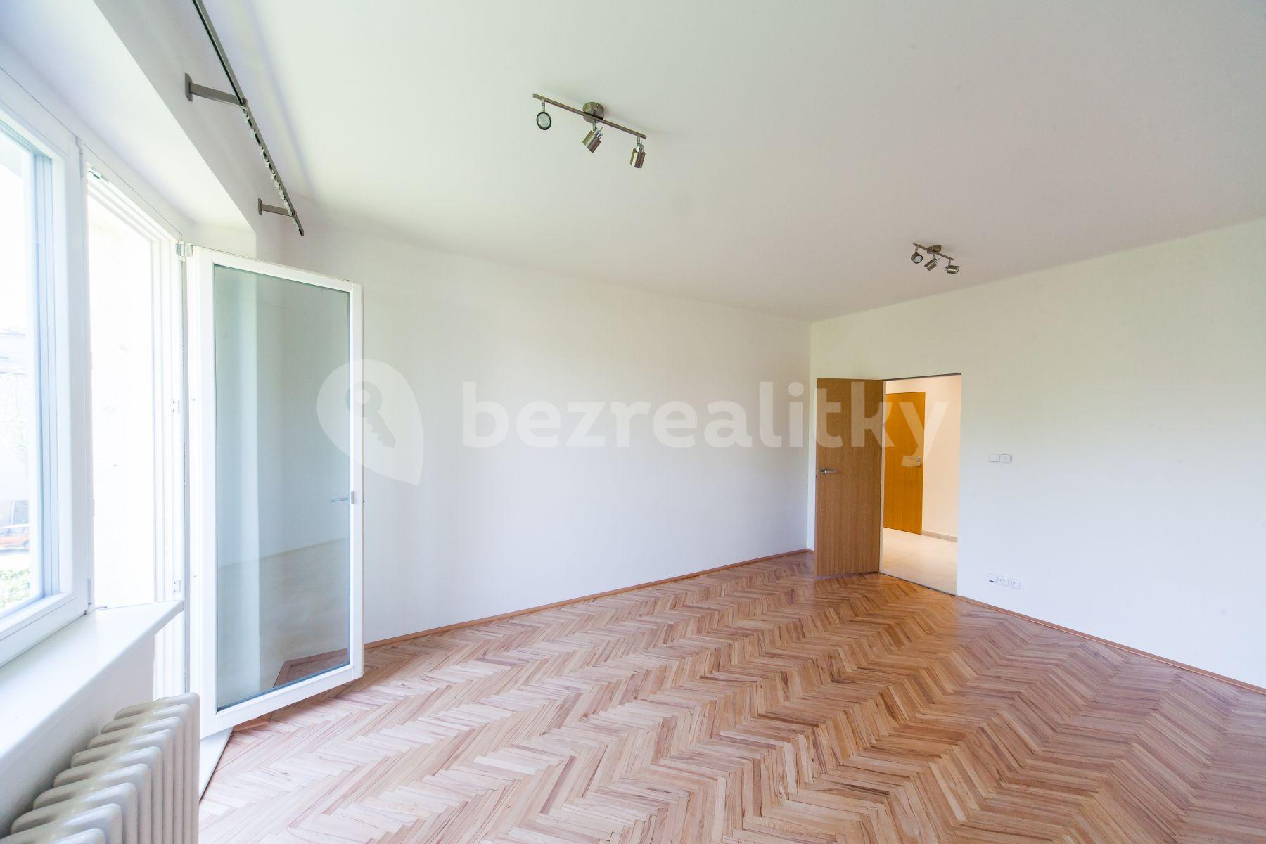 Prenájom bytu 2-izbový 45 m², Šestidomí, Praha, Praha