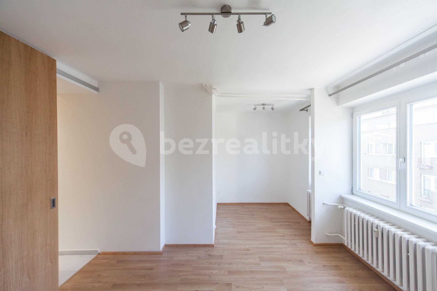 Prenájom bytu 2-izbový 45 m², Šestidomí, Praha, Praha