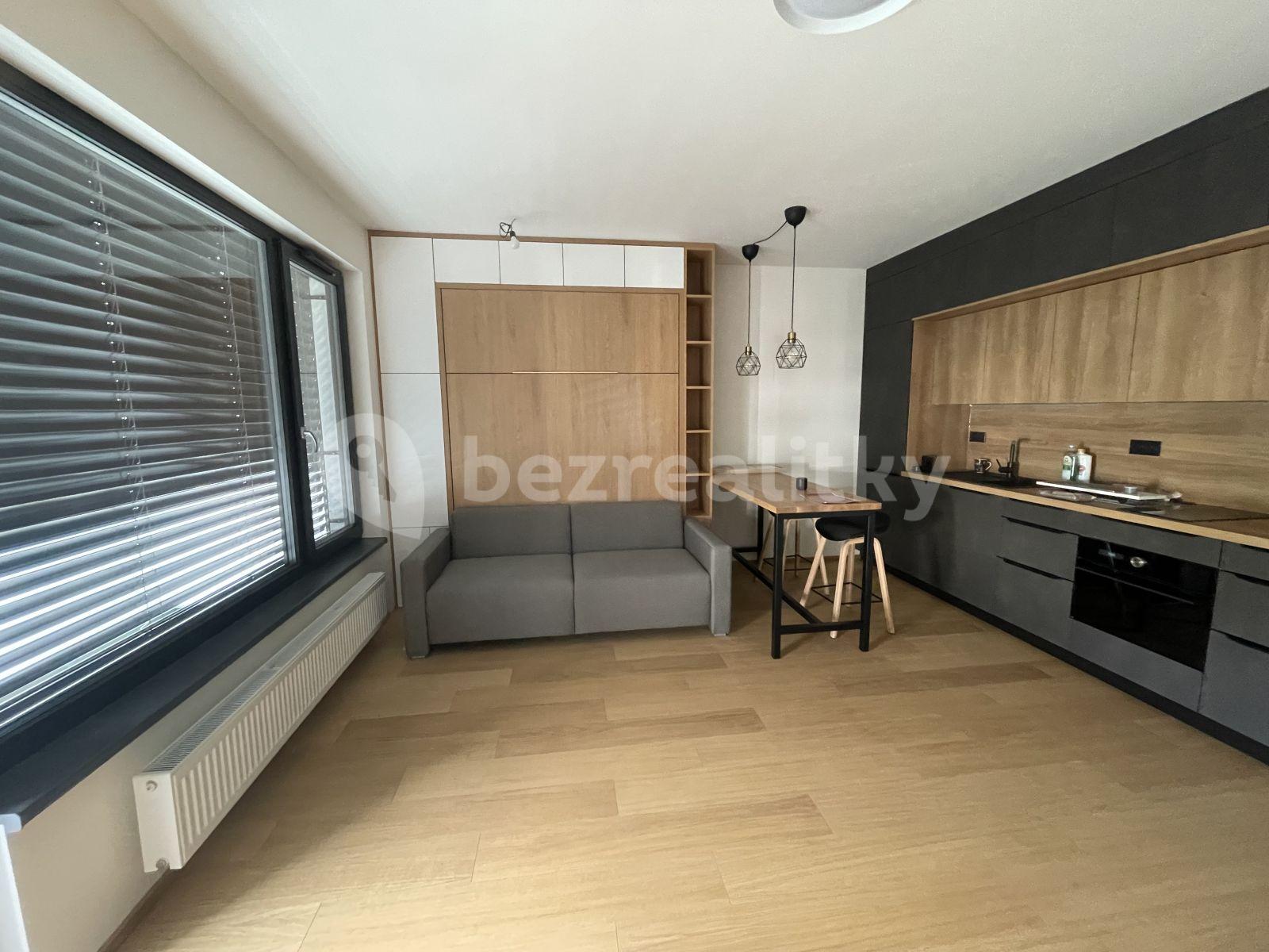 Prenájom bytu 1-izbový 32 m², Azzoniho, Praha, Praha