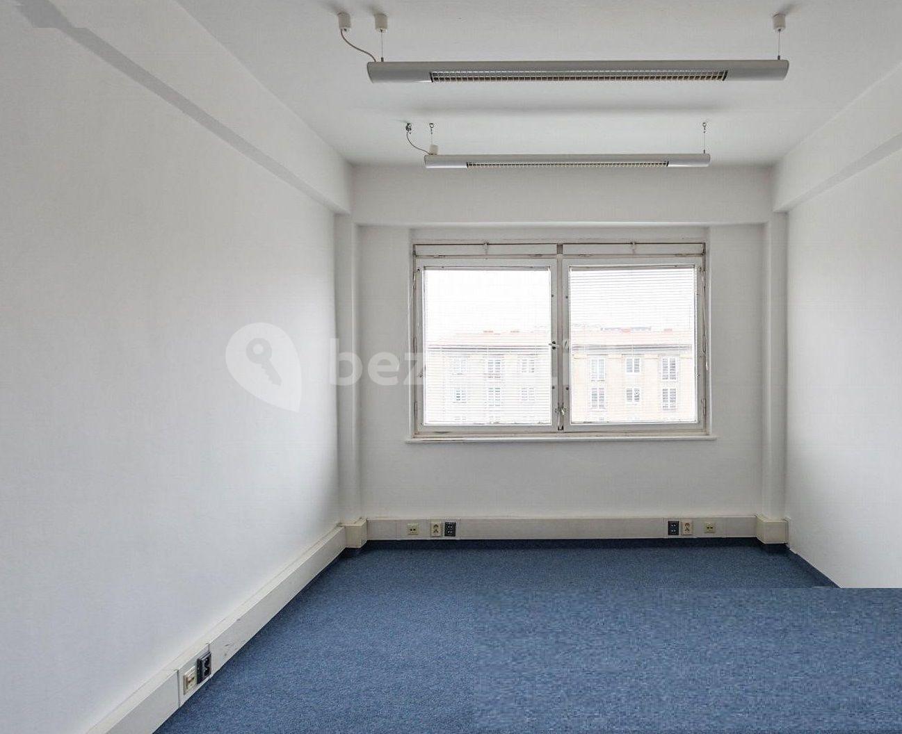 Prenájom kancelárie 14 m², Litevská, Praha, Praha