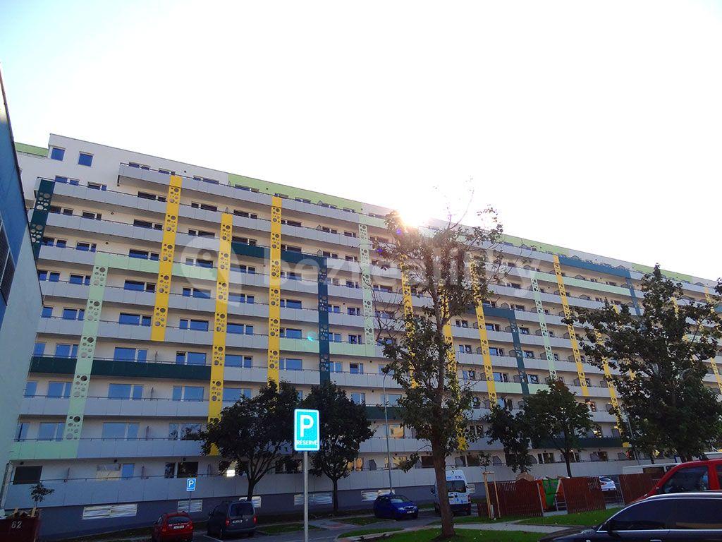 Prenájom bytu 2-izbový 49 m², Hornoměcholupská, Praha, Praha