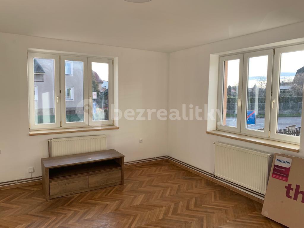 Prenájom bytu 2-izbový 72 m², Střelova, Přelouč, Pardubický kraj