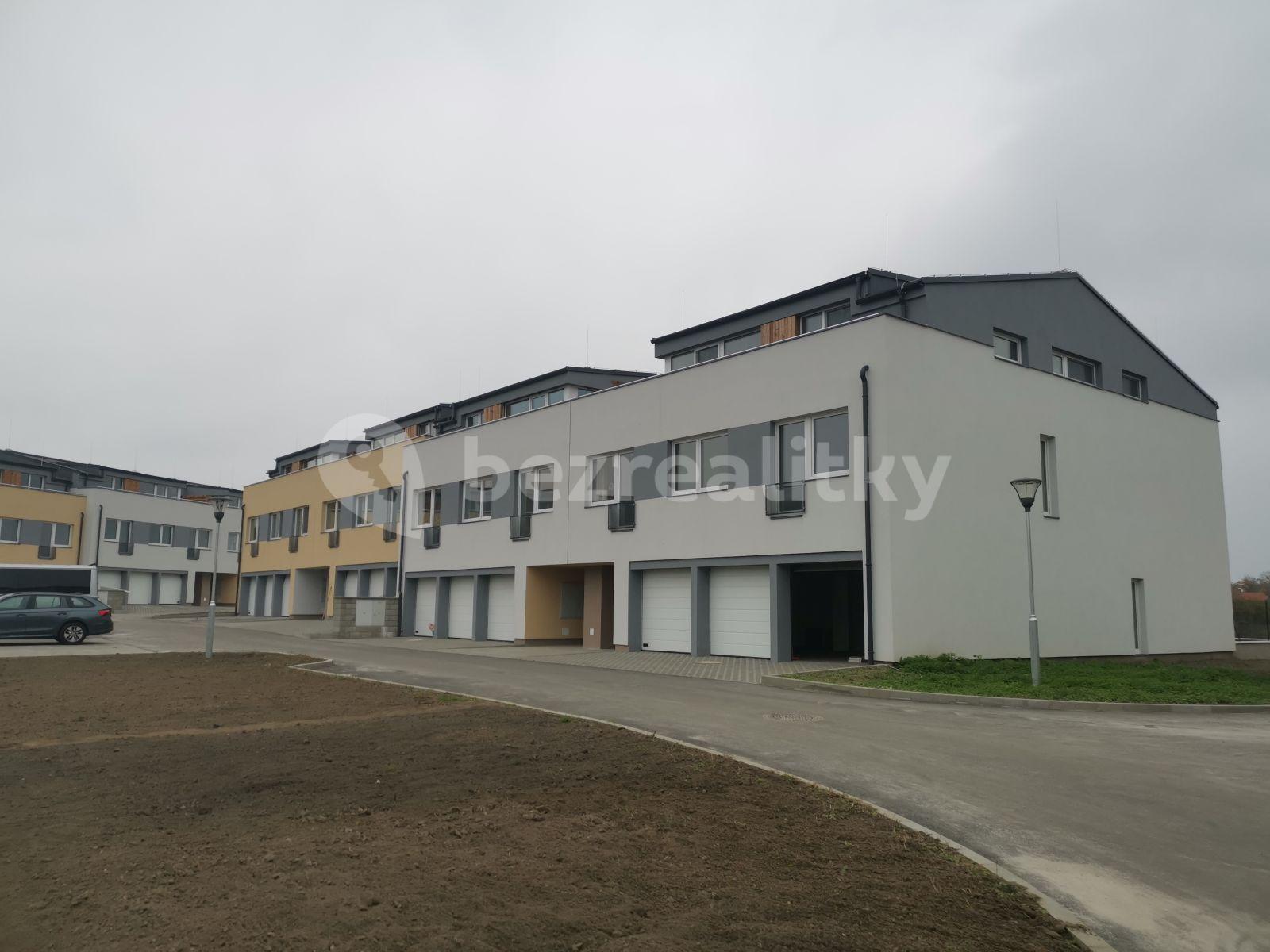 Prenájom bytu 3-izbový 99 m², Mileny Hážové, Mladá Boleslav, Středočeský kraj