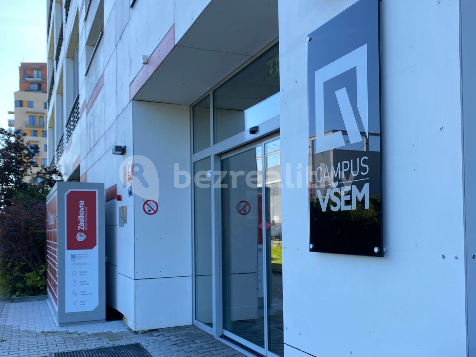 Prenájom bytu 1-izbový 34 m², Nárožní, Praha, Praha