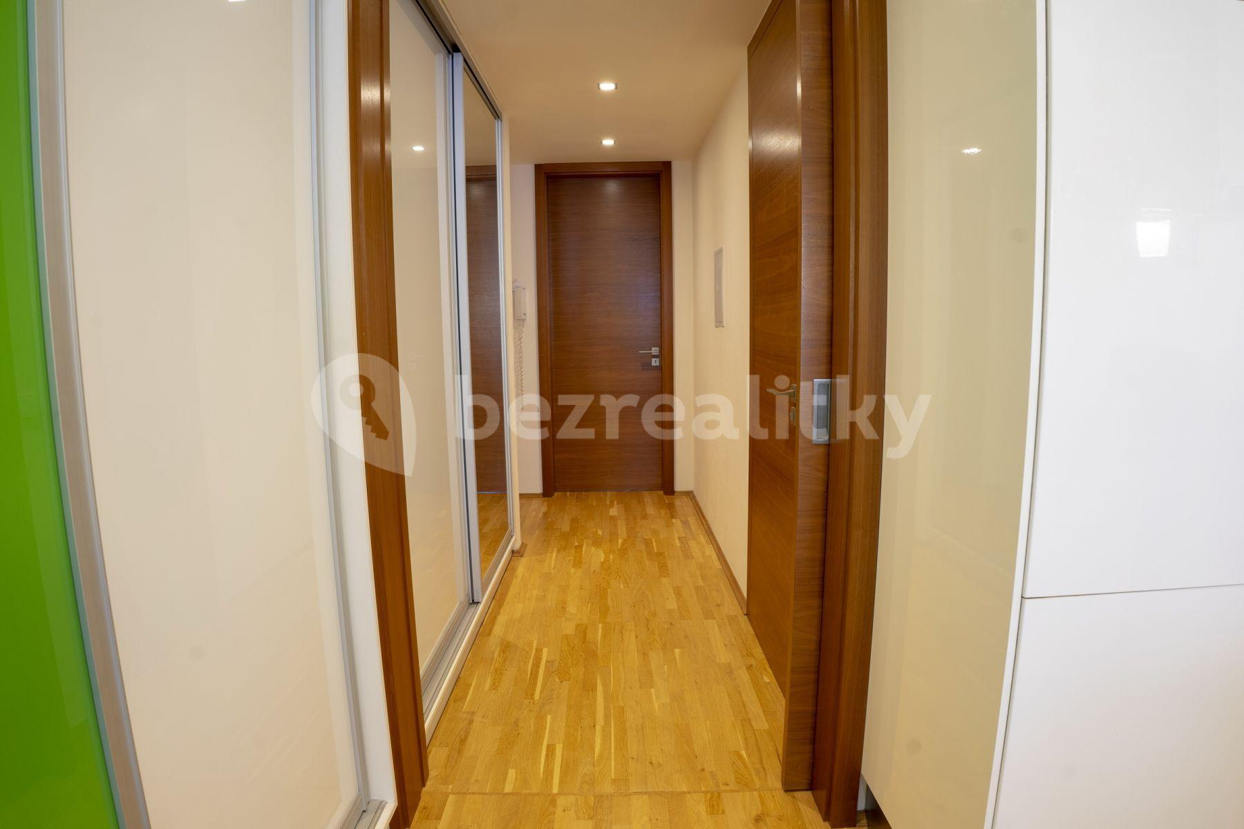 Prenájom bytu 2-izbový 53 m², Na Žertvách, Praha, Praha