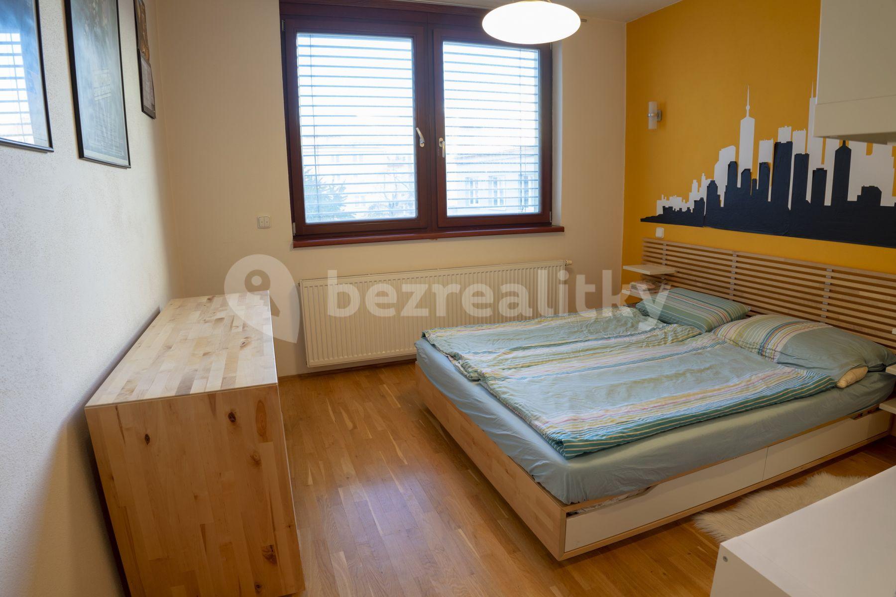 Prenájom bytu 2-izbový 53 m², Na Žertvách, Praha, Praha