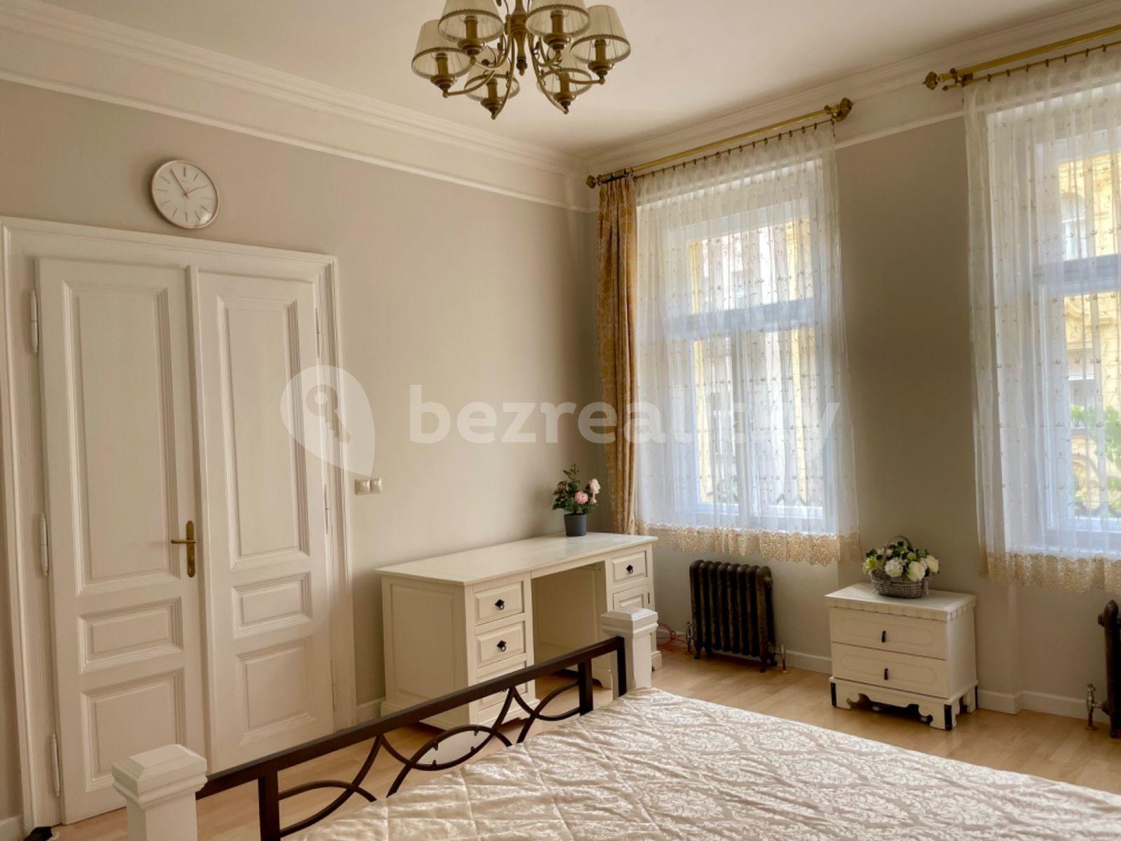 Prenájom bytu 2-izbový 56 m², Chodská, Praha, Praha