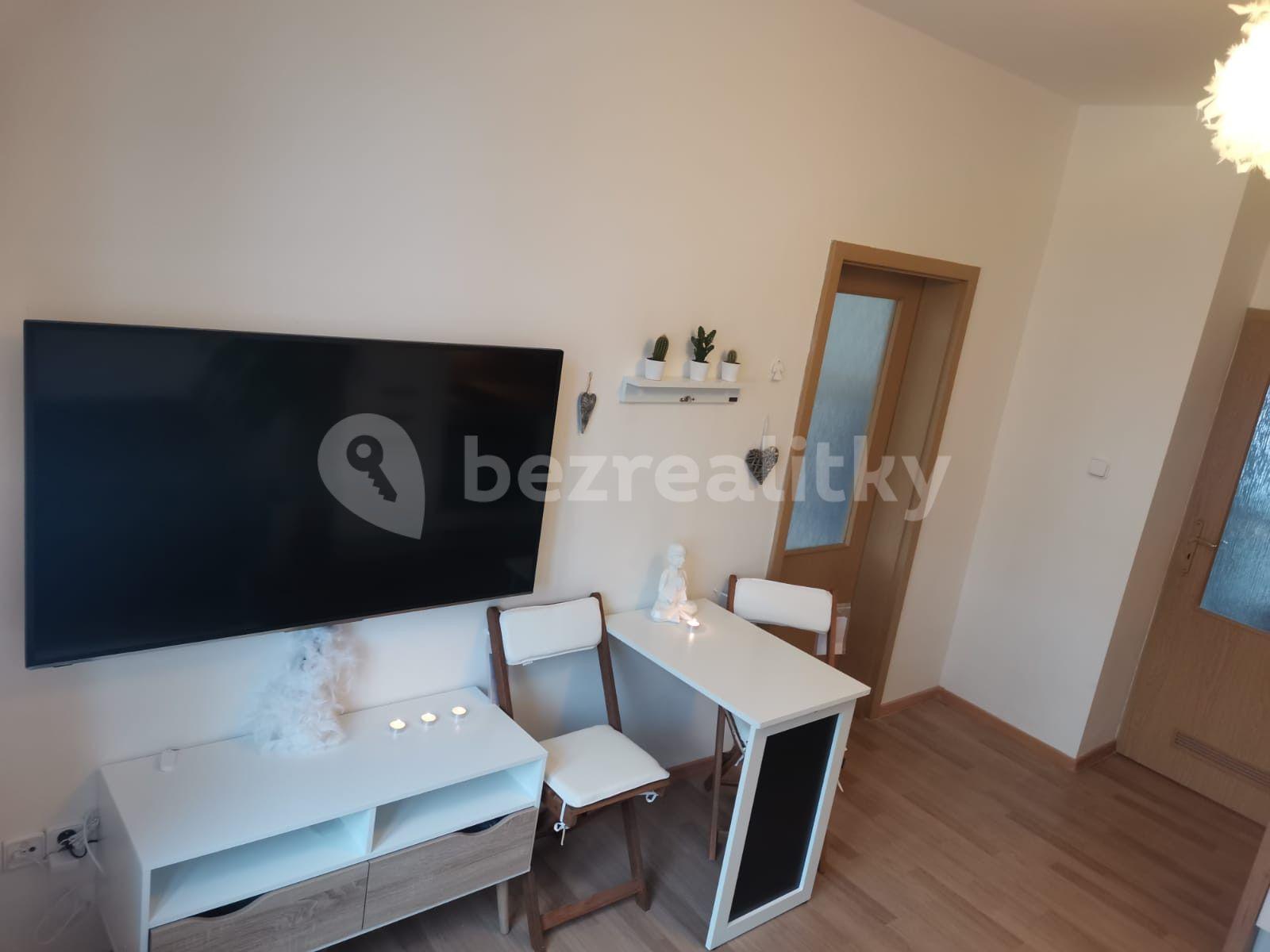 Prenájom bytu 2-izbový 40 m², Svatoplukova, Brno, Jihomoravský kraj