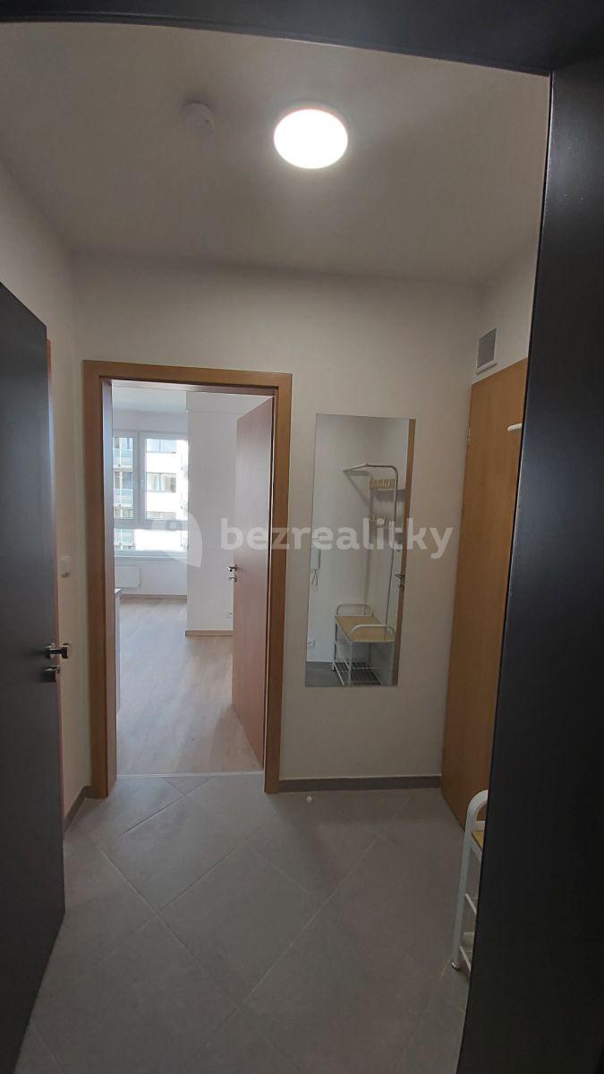 Prenájom bytu 1-izbový 31 m², Baarové, Praha, Praha