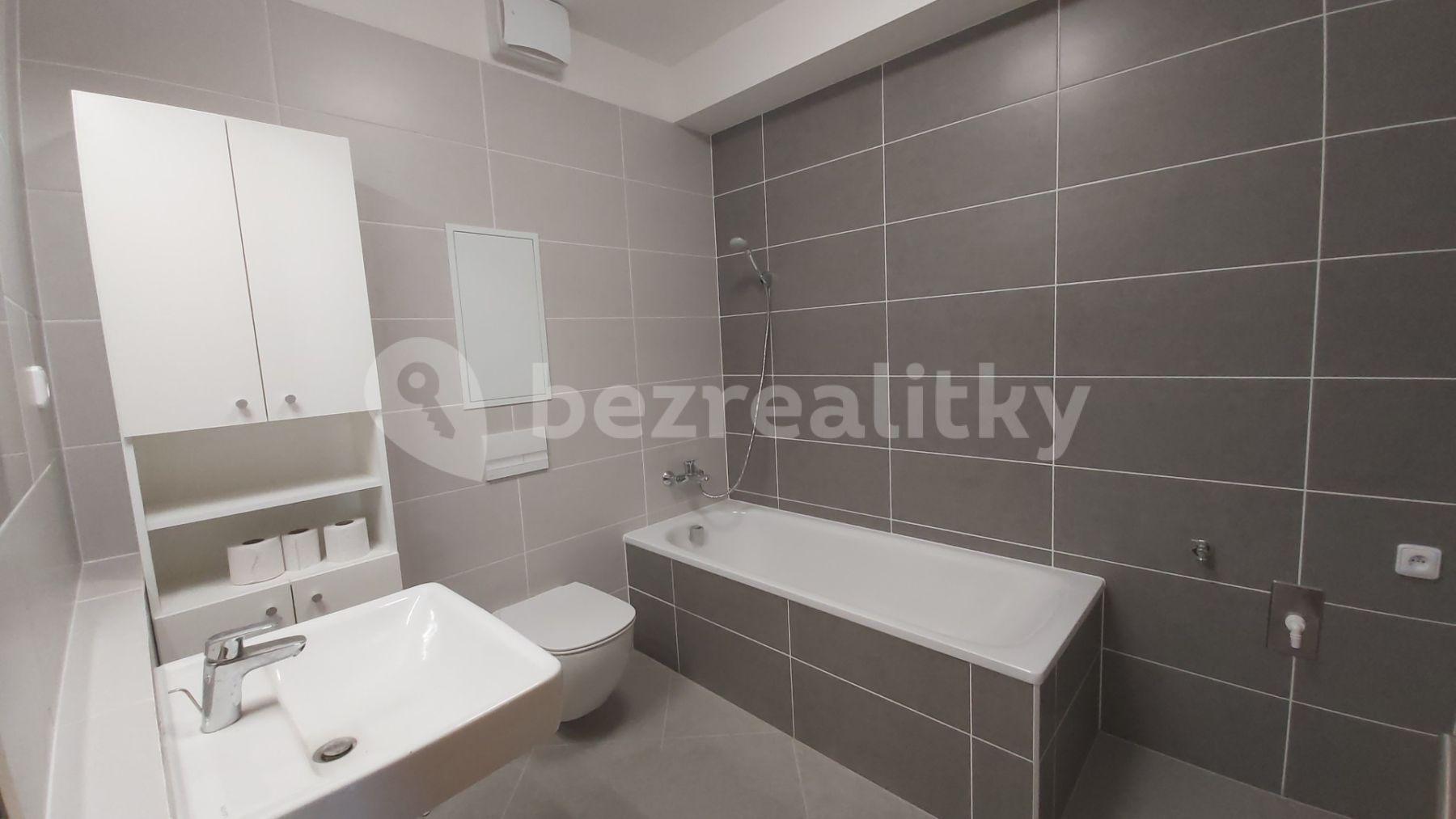 Prenájom bytu 1-izbový 31 m², Baarové, Praha, Praha