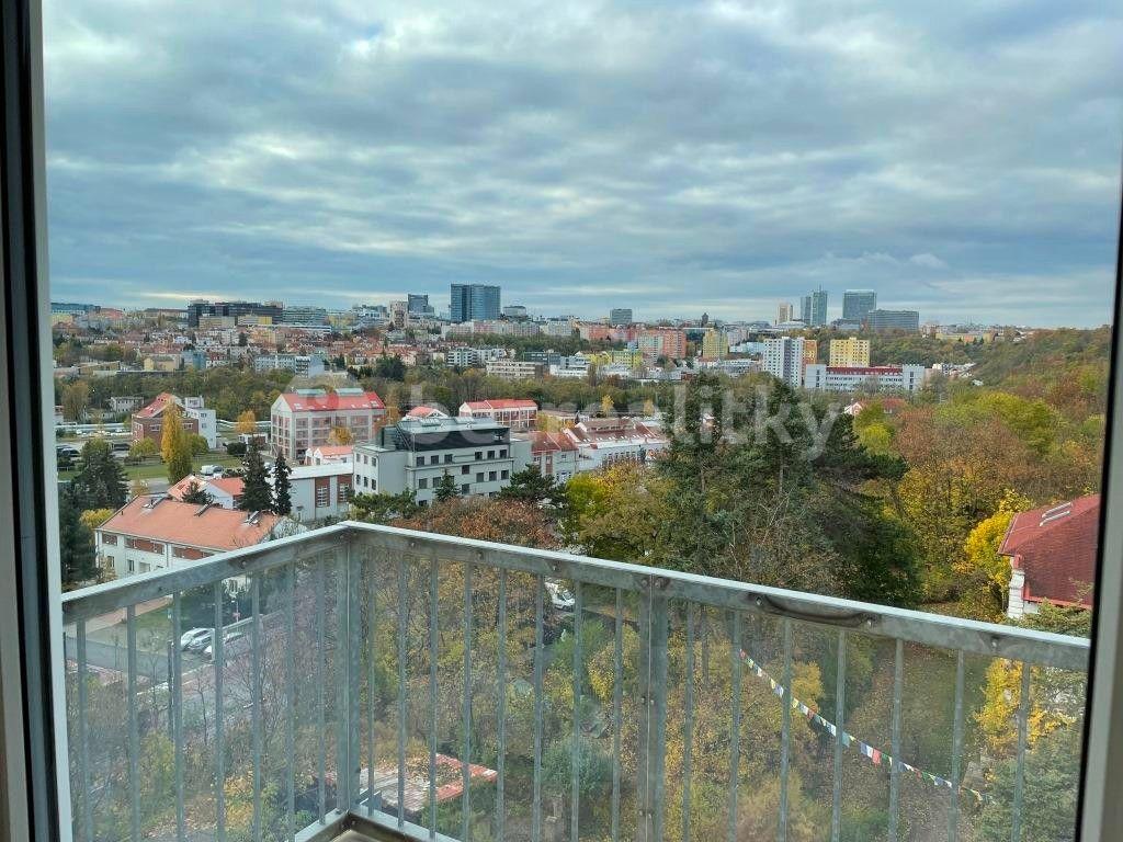 Prenájom bytu 3-izbový 80 m², V Dolině, Praha, Praha