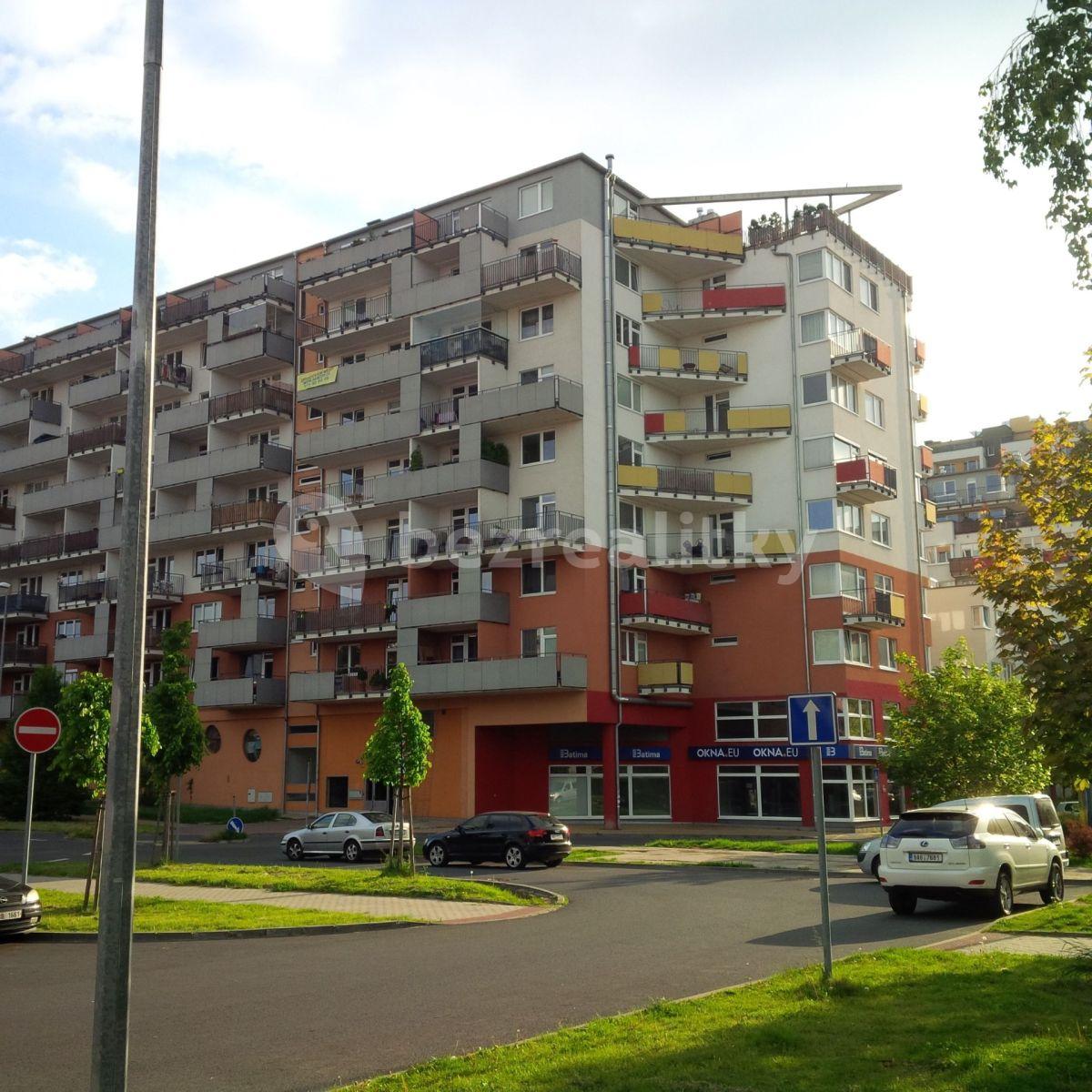 Prenájom bytu 1-izbový 38 m², Podkovářská, Praha, Praha