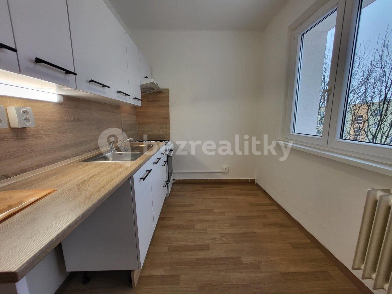 Prenájom bytu 2-izbový 52 m², Školská, Karviná, Moravskoslezský kraj