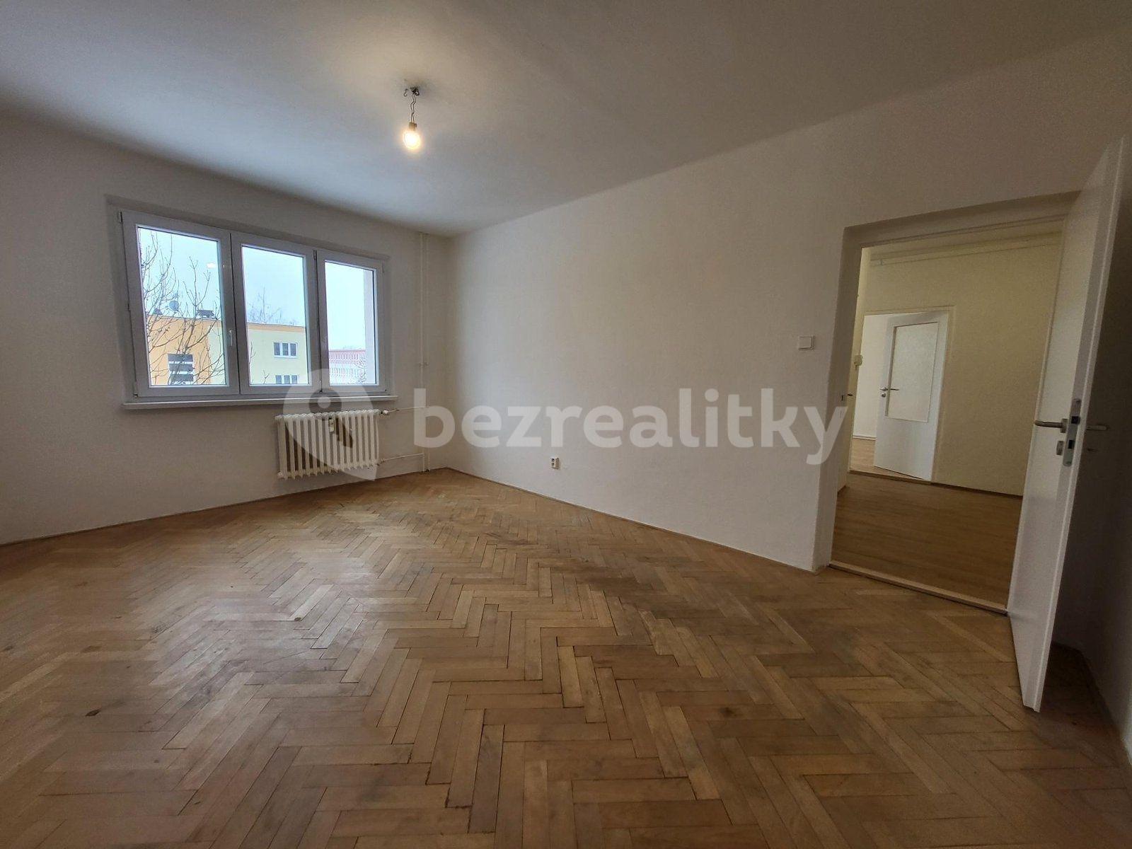 Prenájom bytu 2-izbový 52 m², Školská, Karviná, Moravskoslezský kraj