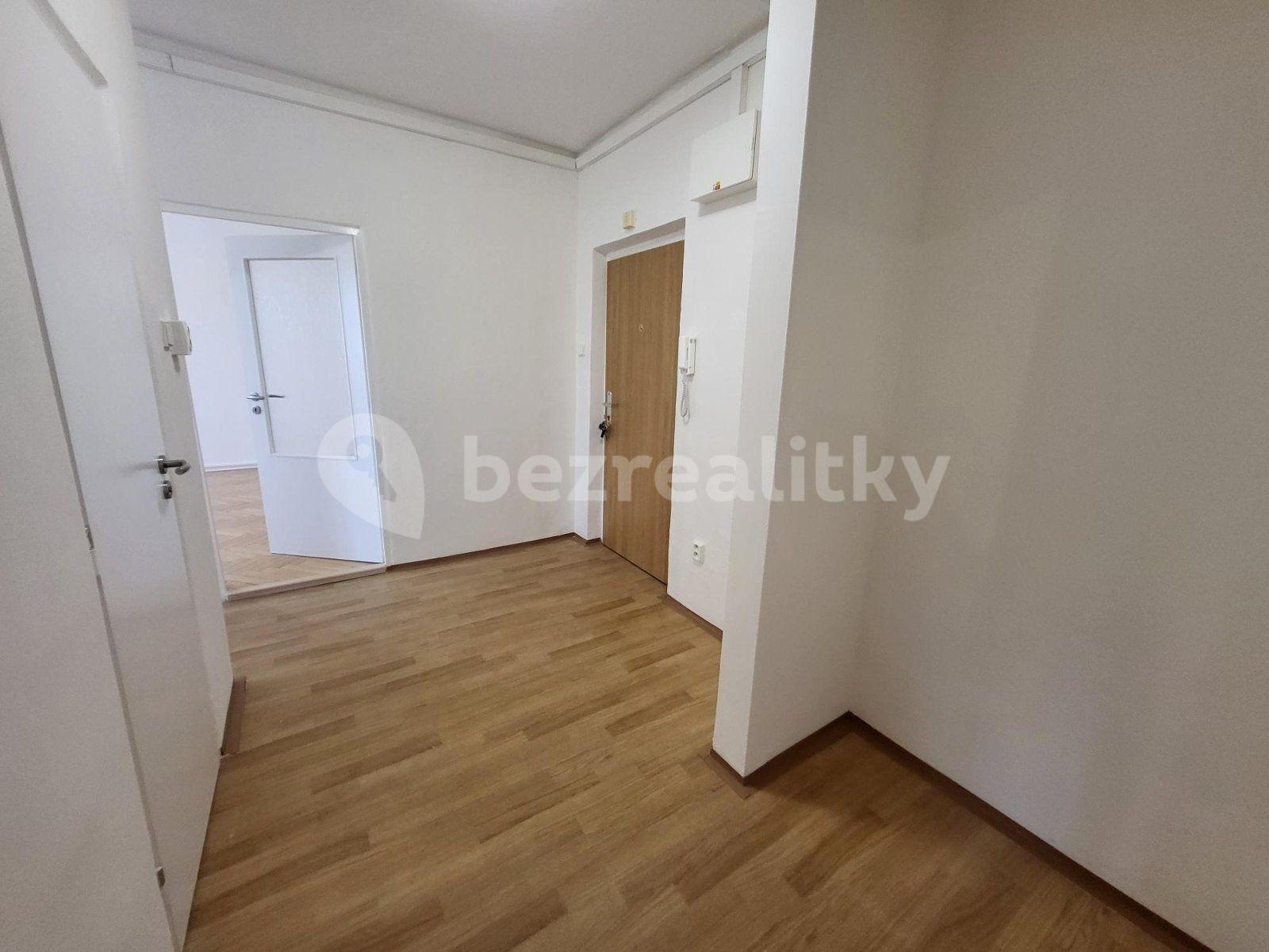 Prenájom bytu 2-izbový 52 m², Školská, Karviná, Moravskoslezský kraj