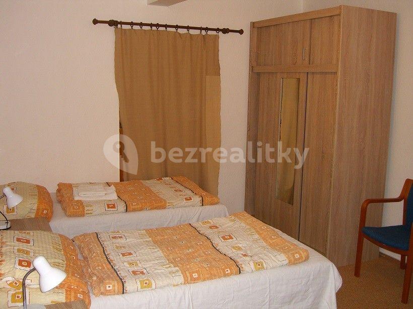 Prenájom bytu 1-izbový 27 m², Ke Stírce, Praha, Praha