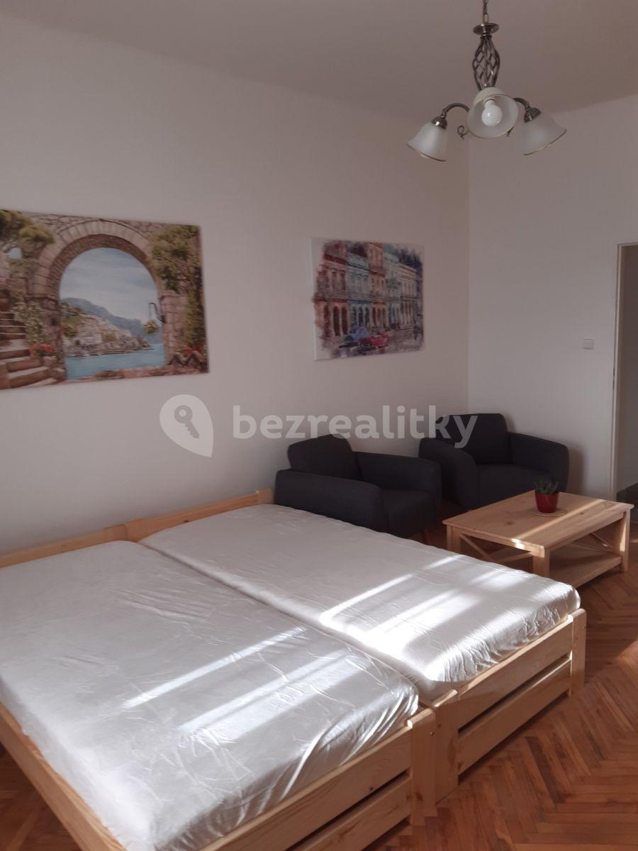 Prenájom bytu 1-izbový 42 m², Slivenecká, Praha, Praha