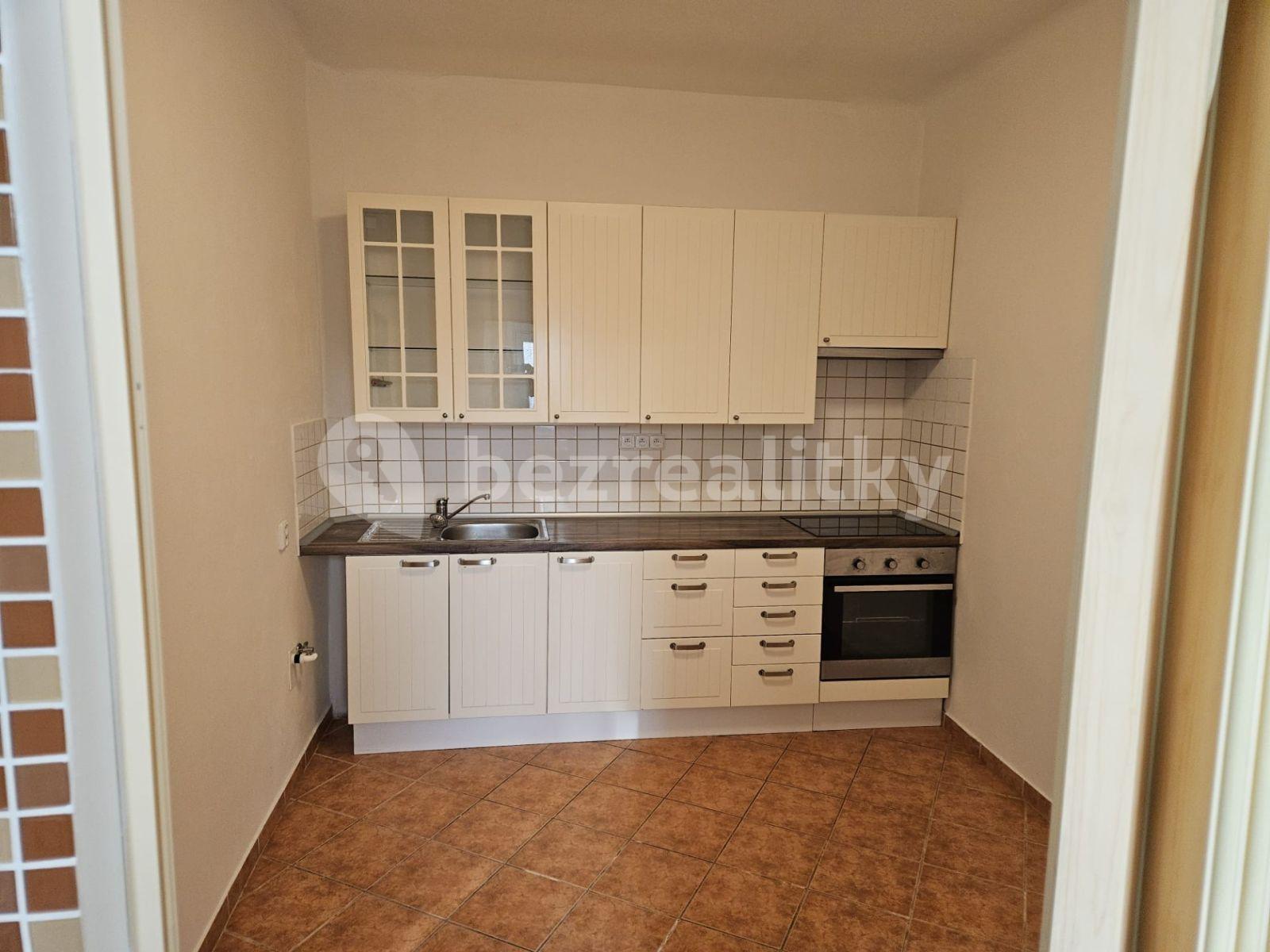 Prenájom bytu 1-izbový 32 m², Sokolovská, Praha, Praha