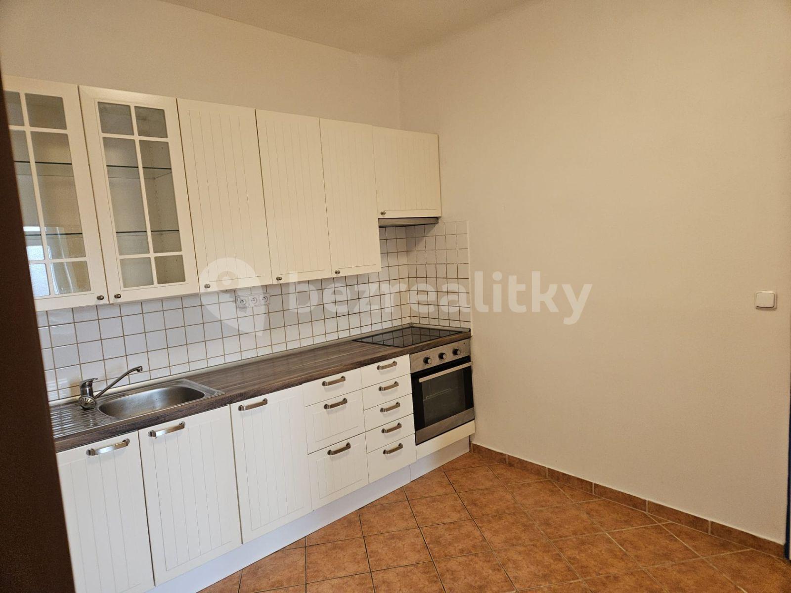 Prenájom bytu 1-izbový 32 m², Sokolovská, Praha, Praha