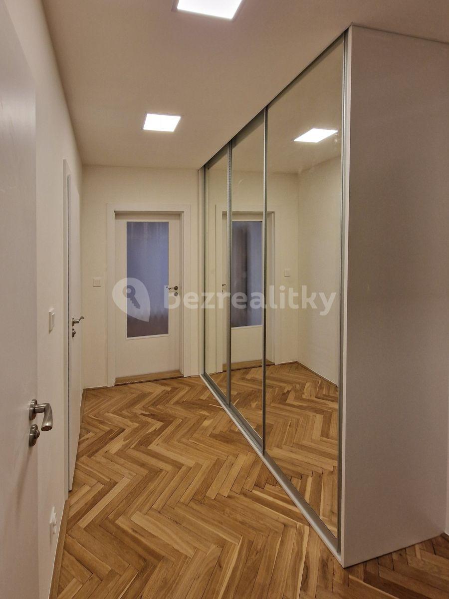 Prenájom bytu 3-izbový 72 m², Nejedlého, Brno, Jihomoravský kraj