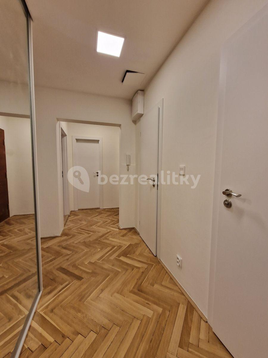 Prenájom bytu 3-izbový 72 m², Nejedlého, Brno, Jihomoravský kraj