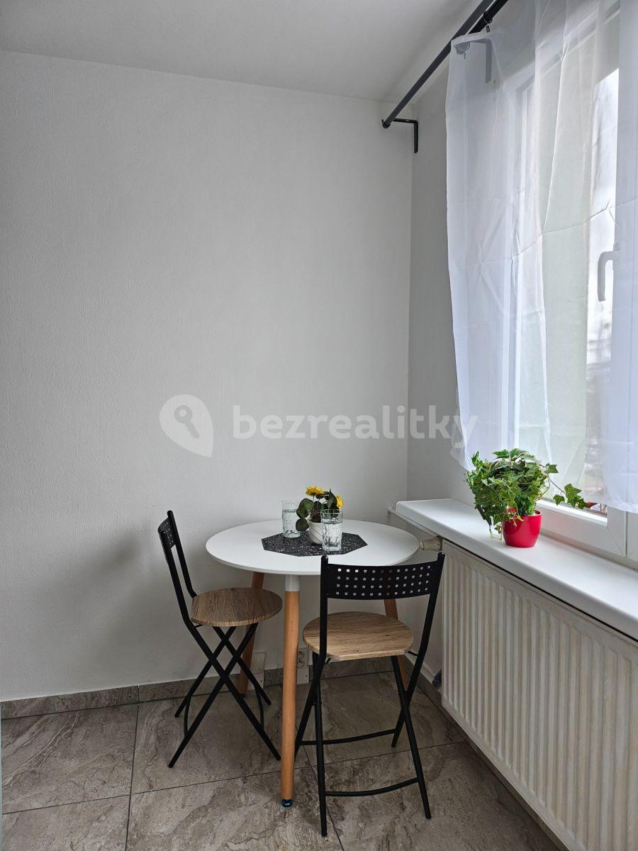 Prenájom bytu 2-izbový 56 m², Olbramovická, Praha, Praha