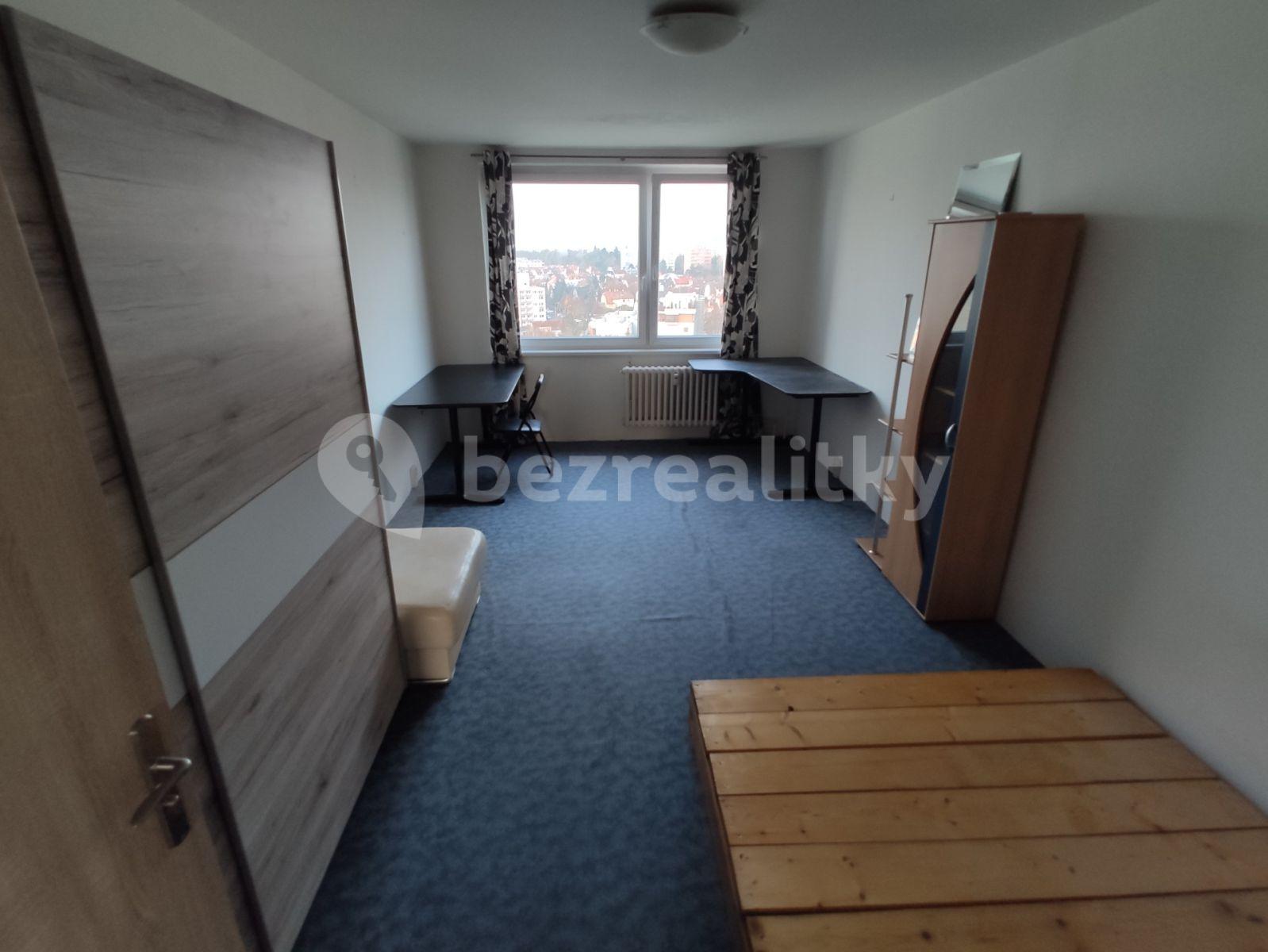 Prenájom bytu 3-izbový 85 m², Pod Lipami, Praha, Praha