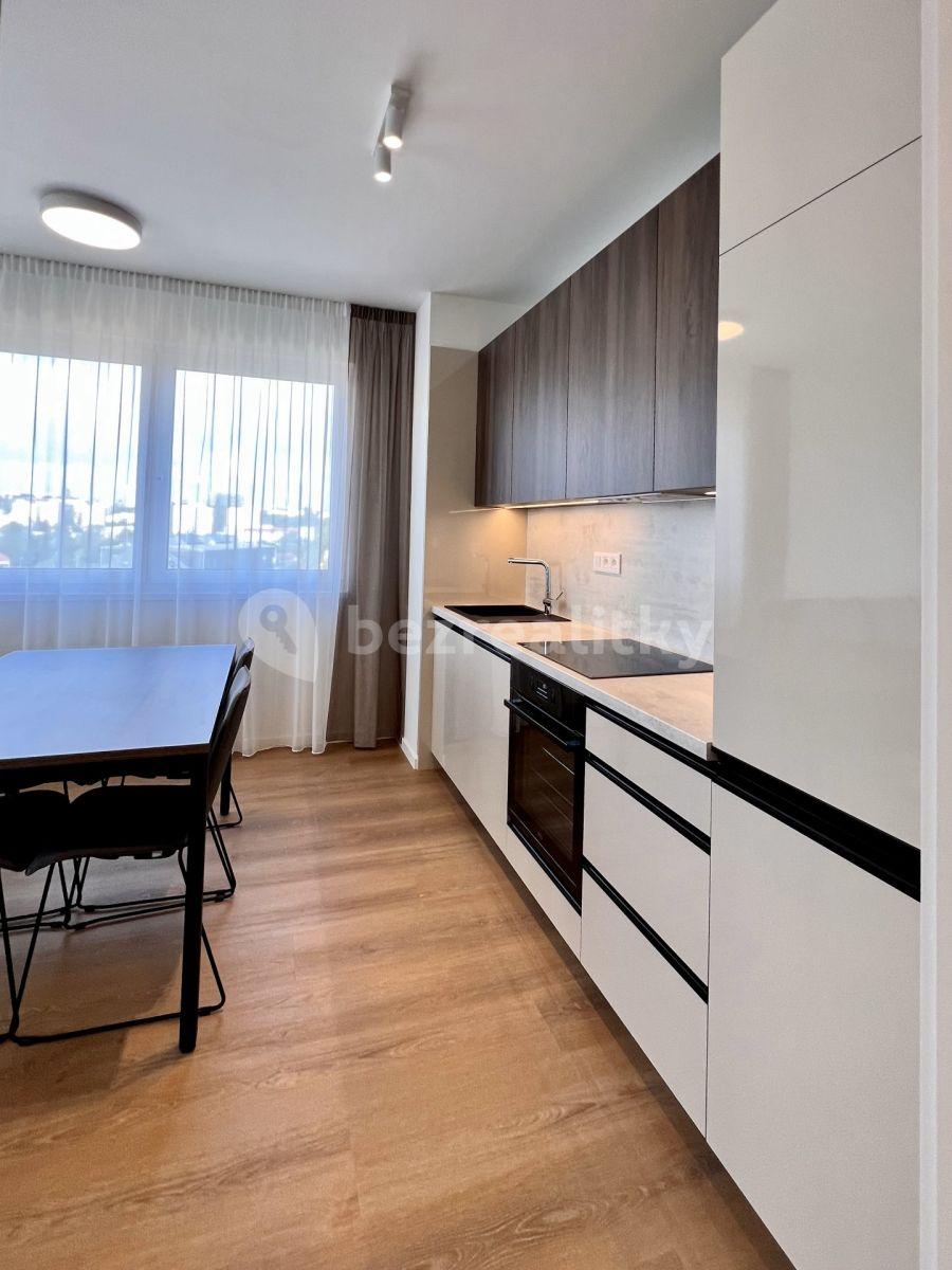 Prenájom bytu 3-izbový 64 m², U Plynárny, Praha, Praha