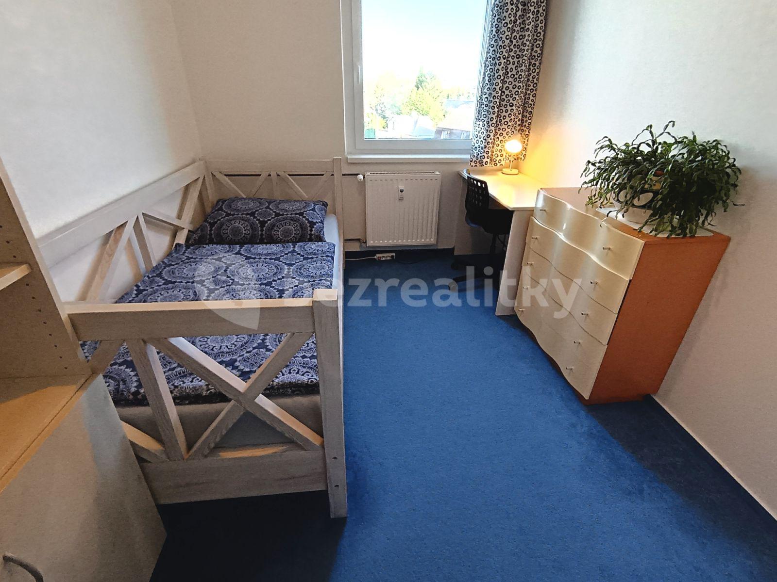 Prenájom bytu 1-izbový 80 m², Voskovcova, Praha, Praha