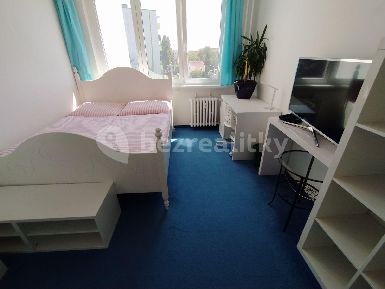 Prenájom bytu 1-izbový 80 m², Voskovcova, Praha, Praha