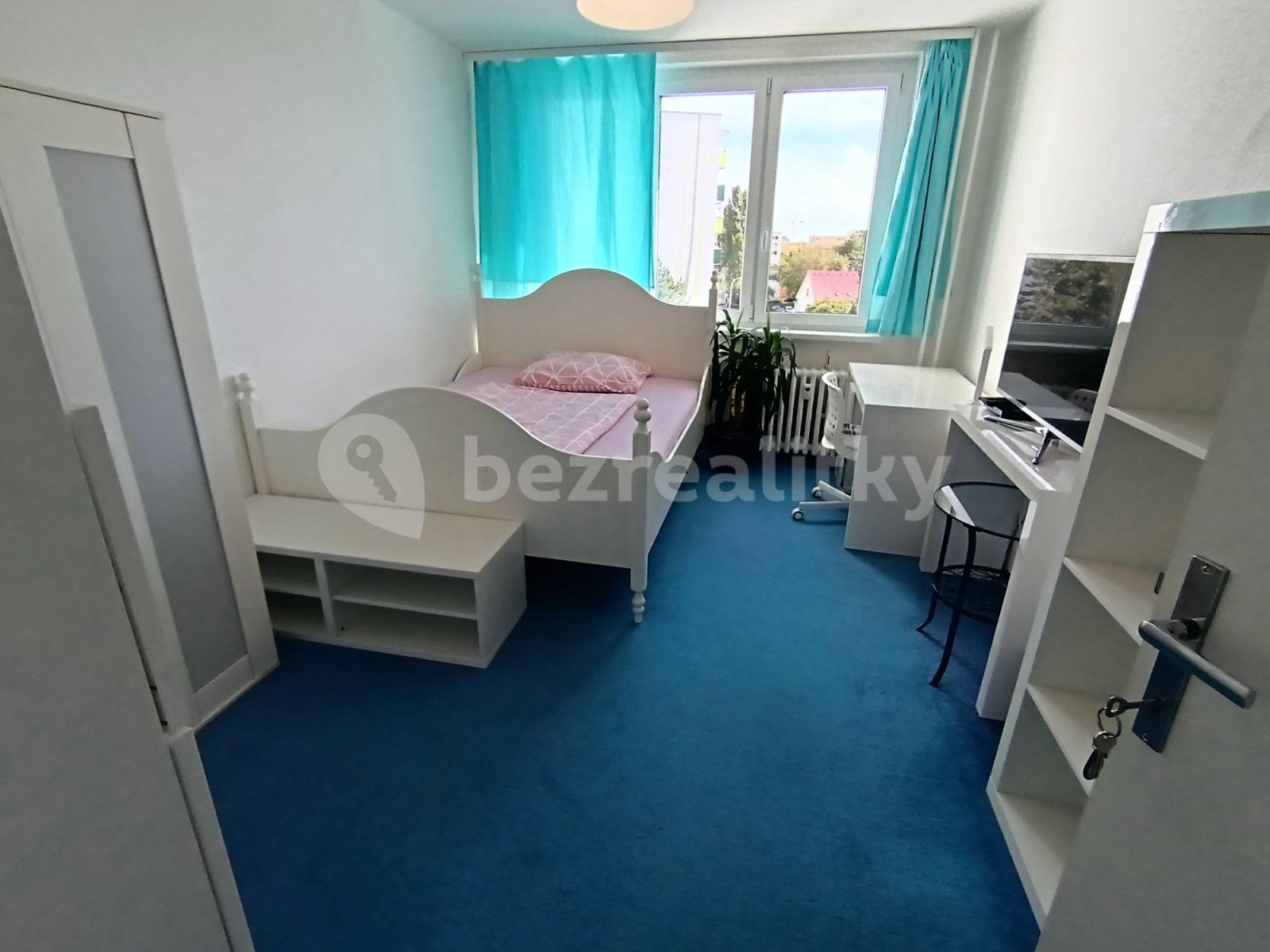 Prenájom bytu 1-izbový 80 m², Voskovcova, Praha, Praha