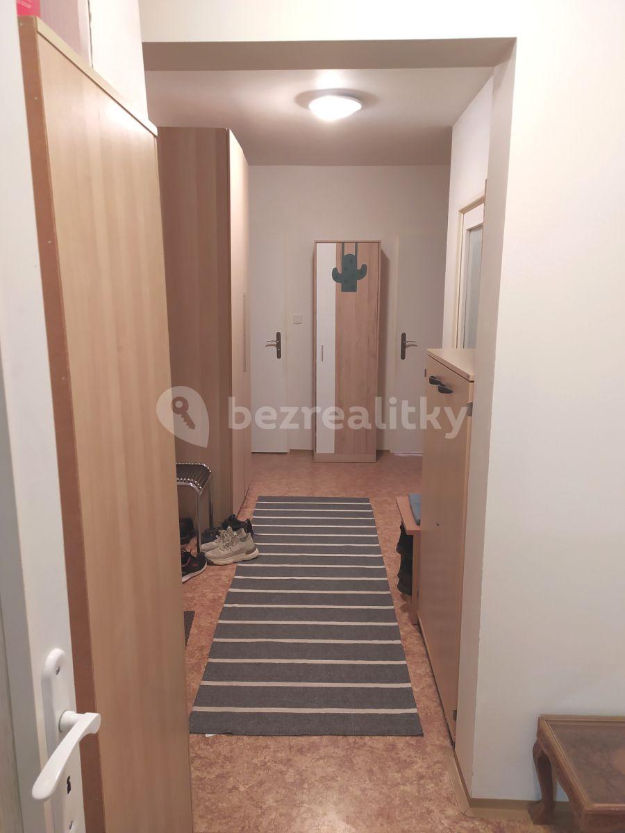 Prenájom bytu 1-izbový 80 m², Voskovcova, Praha, Praha