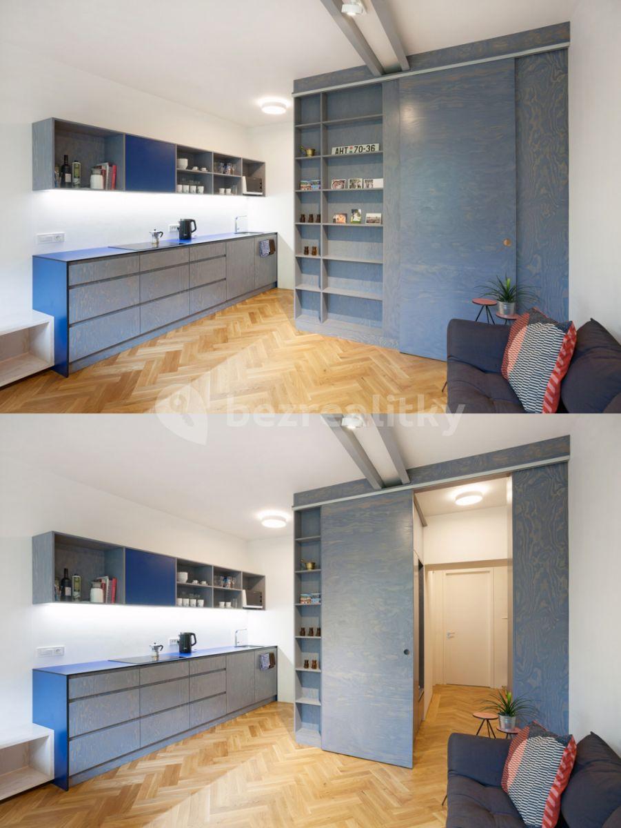 Prenájom bytu 2-izbový 45 m², Pod dvorem, Praha, Praha