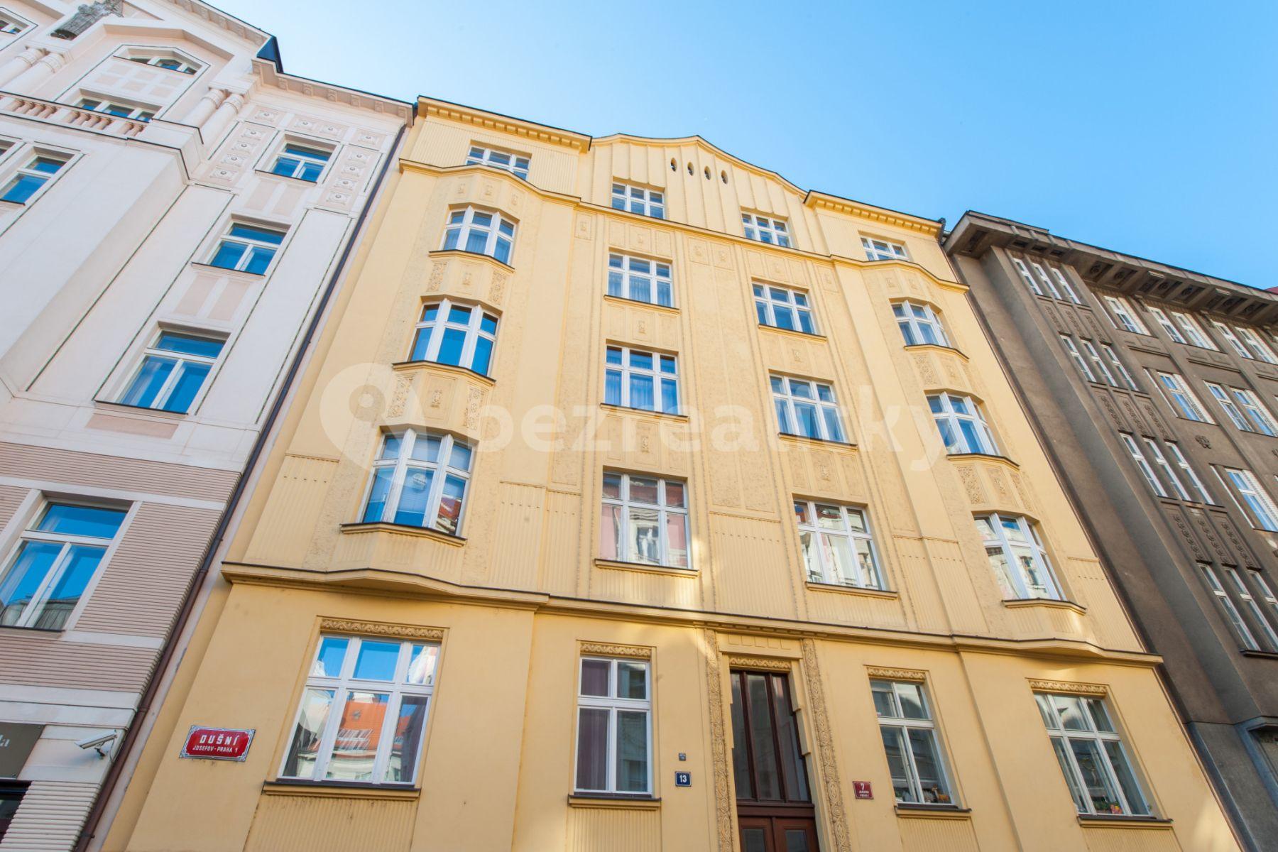 Prenájom bytu 3-izbový 97 m², Dušní, Praha, Praha