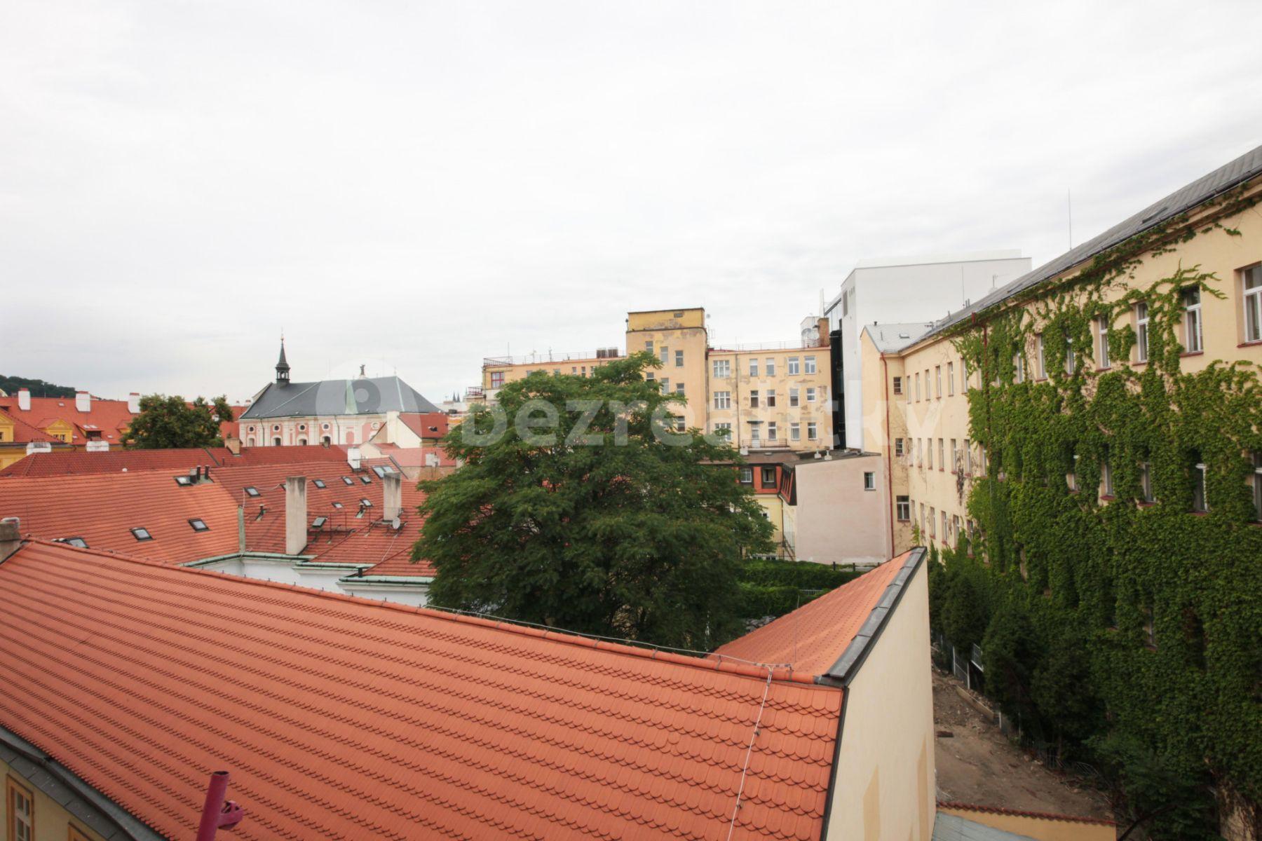 Prenájom bytu 5-izbový 112 m², Ostrovní, Praha, Praha