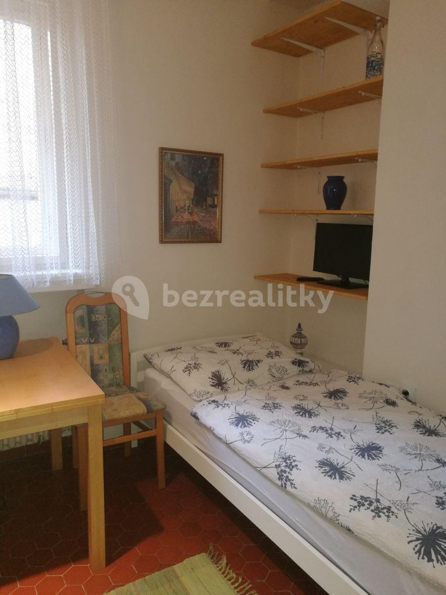 Prenájom bytu 2-izbový 52 m², Husinecká, Praha, Praha