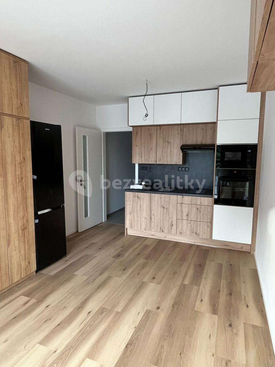 Prenájom bytu 1-izbový 32 m², Milánská, Praha, Praha