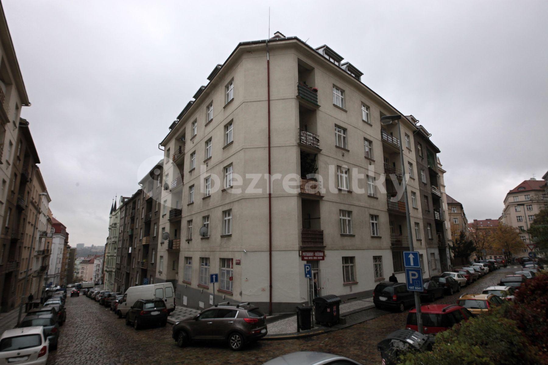 Prenájom bytu 2-izbový 56 m², Slovinská, Praha, Praha