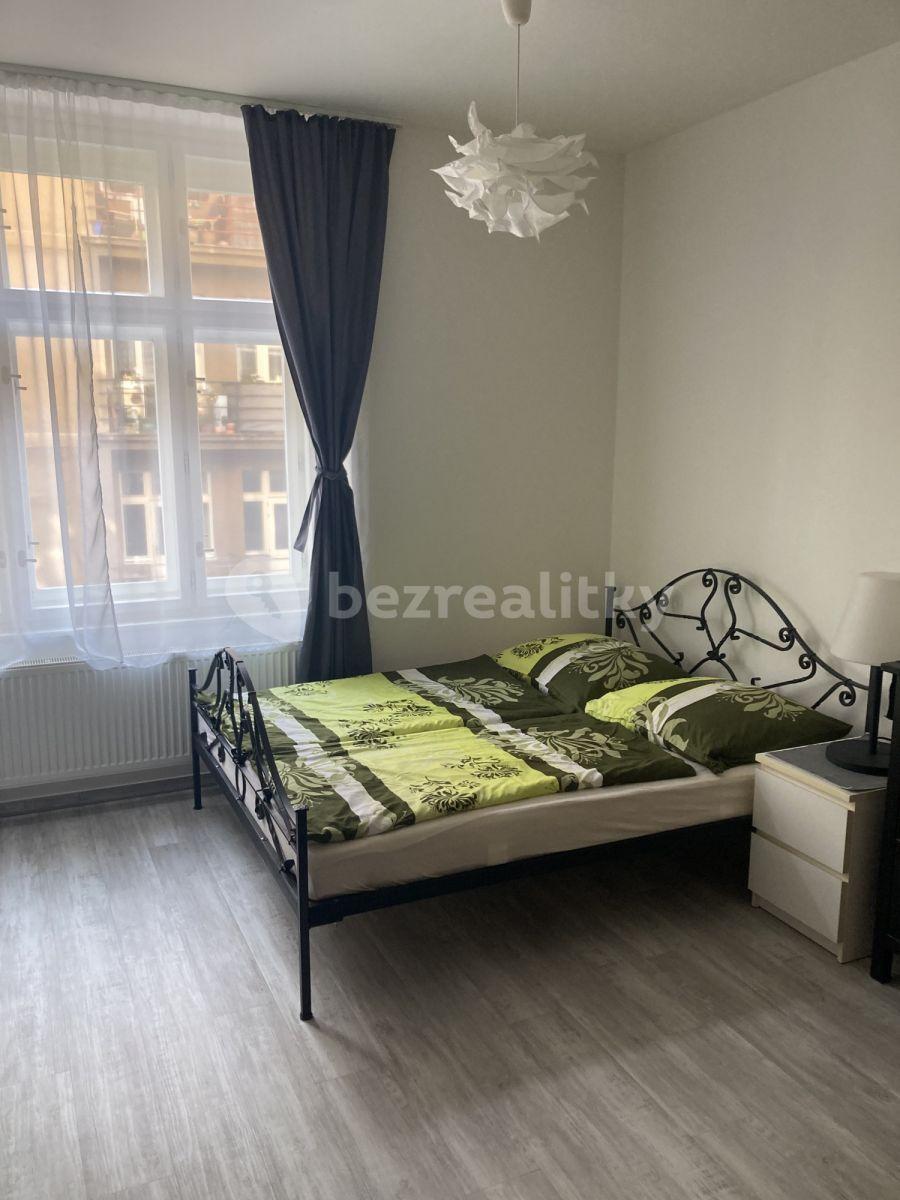 Prenájom bytu 2-izbový 56 m², Slovinská, Praha, Praha