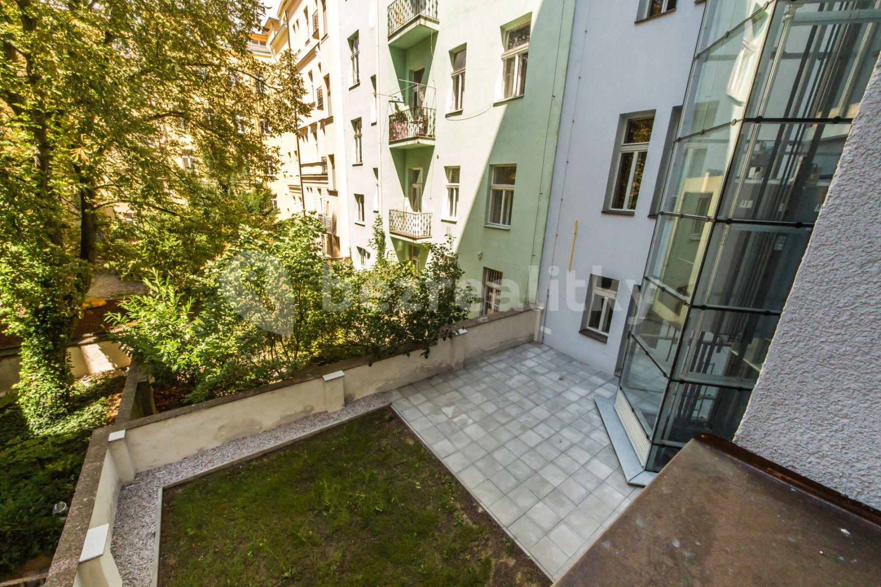 Prenájom bytu 2-izbový 48 m², Balbínova, Praha, Praha